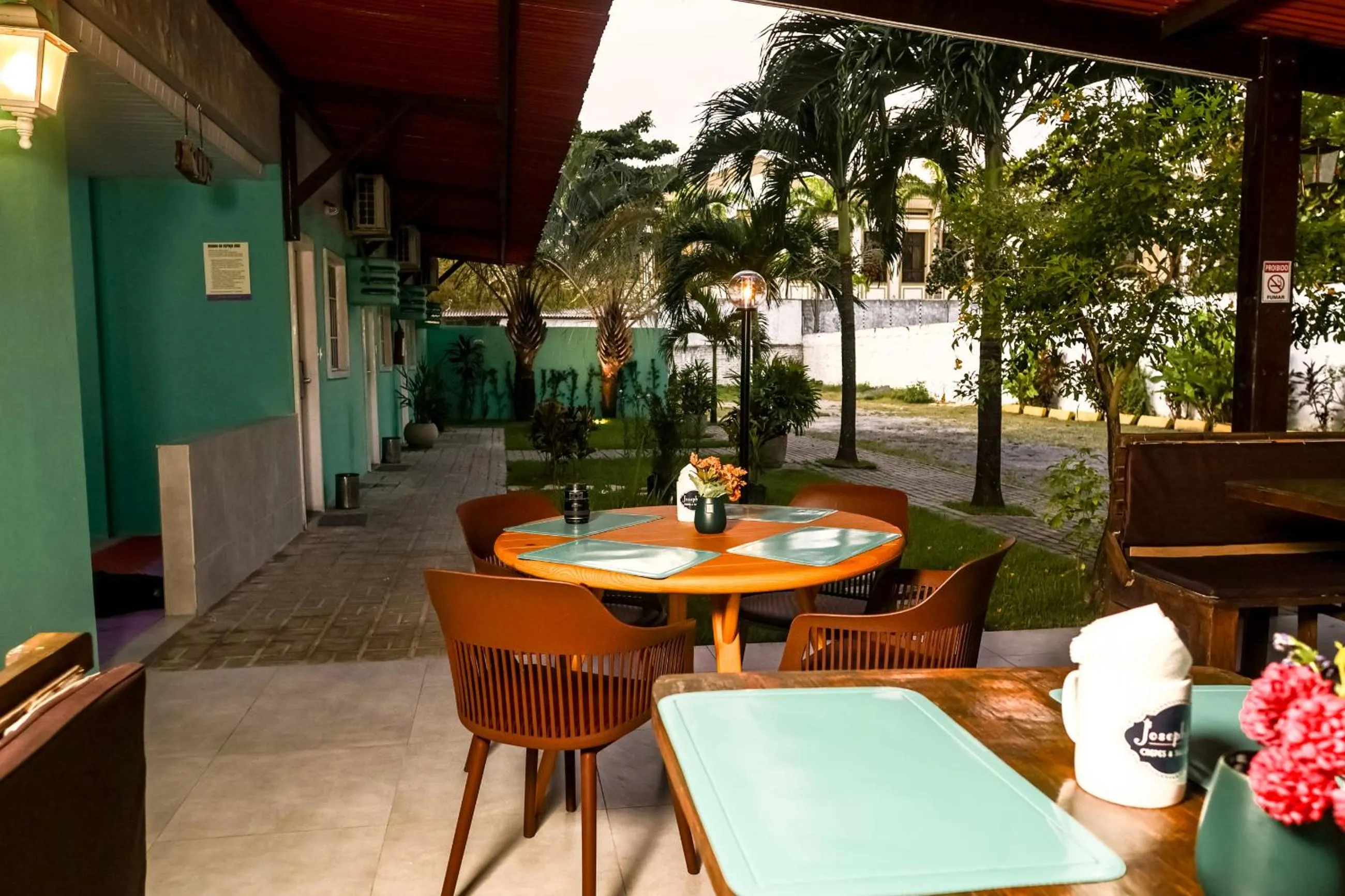 Restaurant/places to eat in Scenarium Hotel