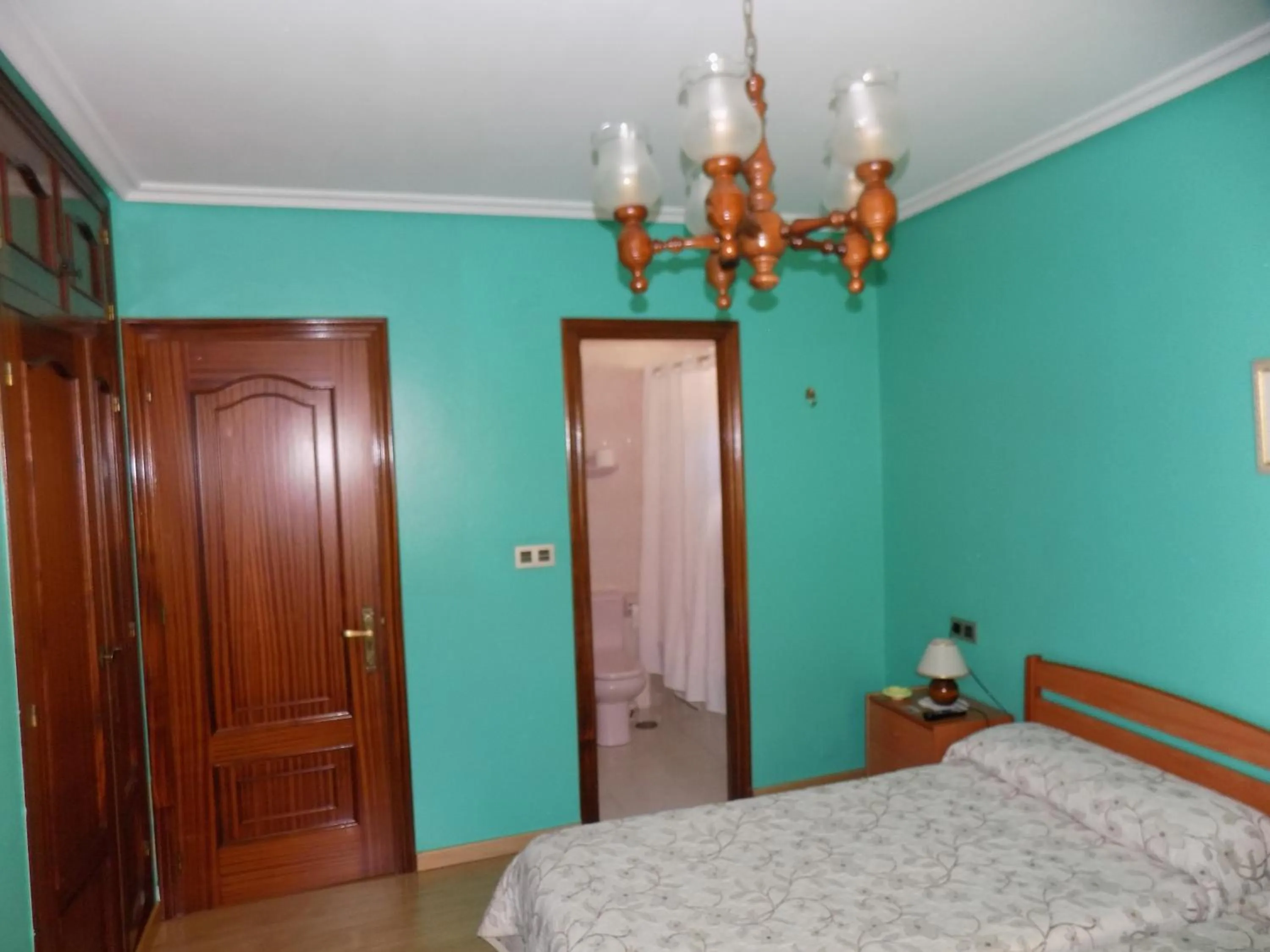 Photo of the whole room, Bed in Hotel Imperial