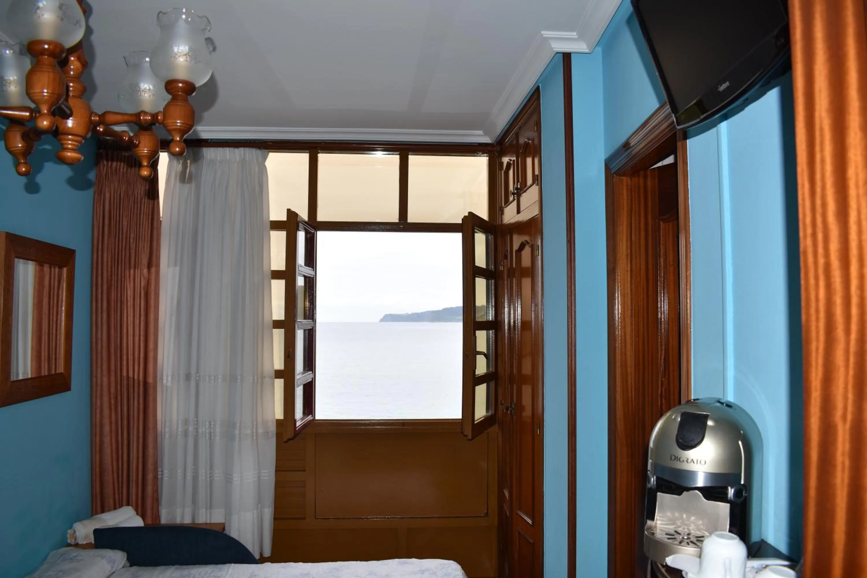 Decorative detail, Bed in Hotel Imperial