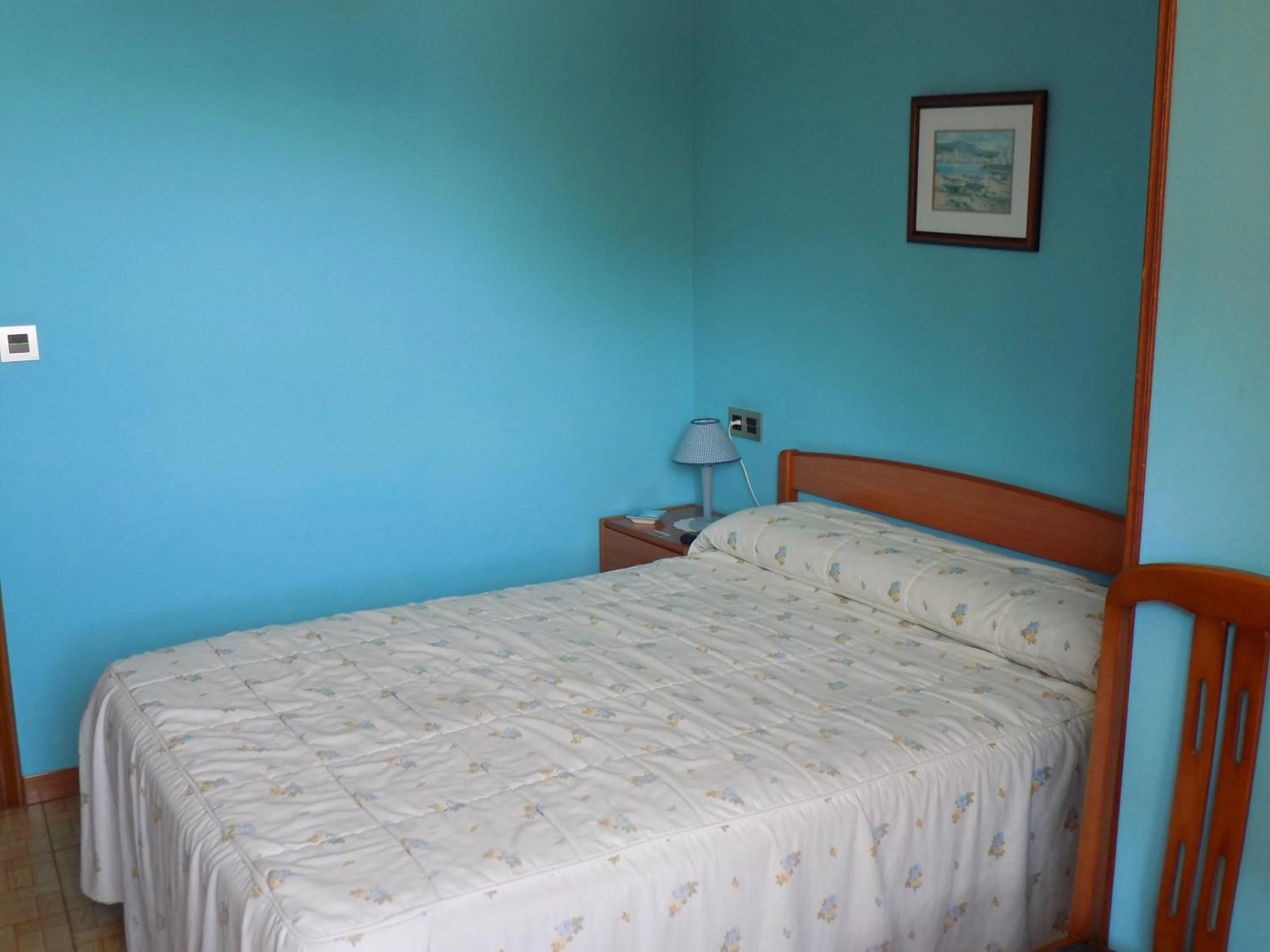 Photo of the whole room, Bed in Hotel Imperial