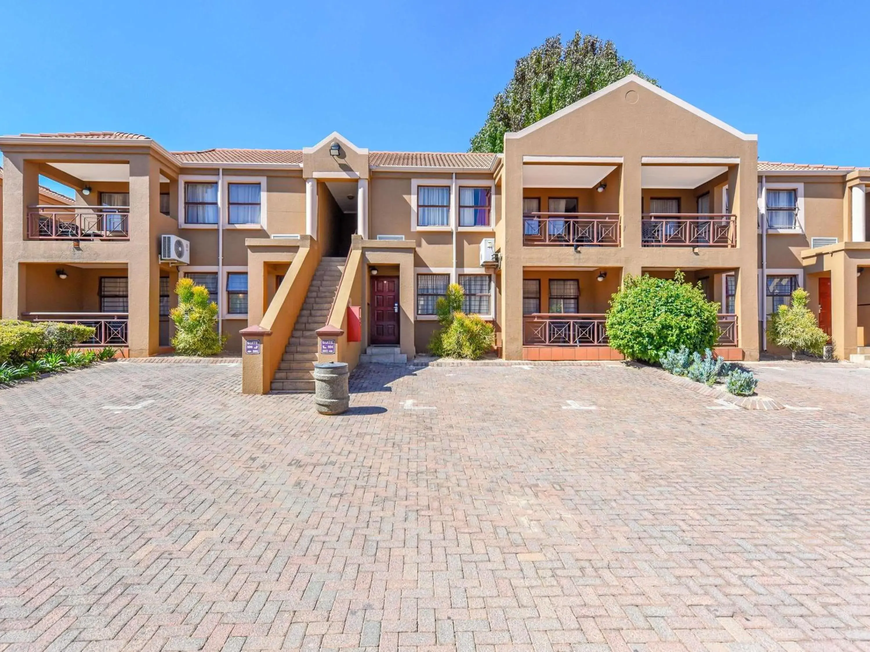 Property building in Mercure Hotel Bedfordview Property building in Mercure Hotel Bedfordview