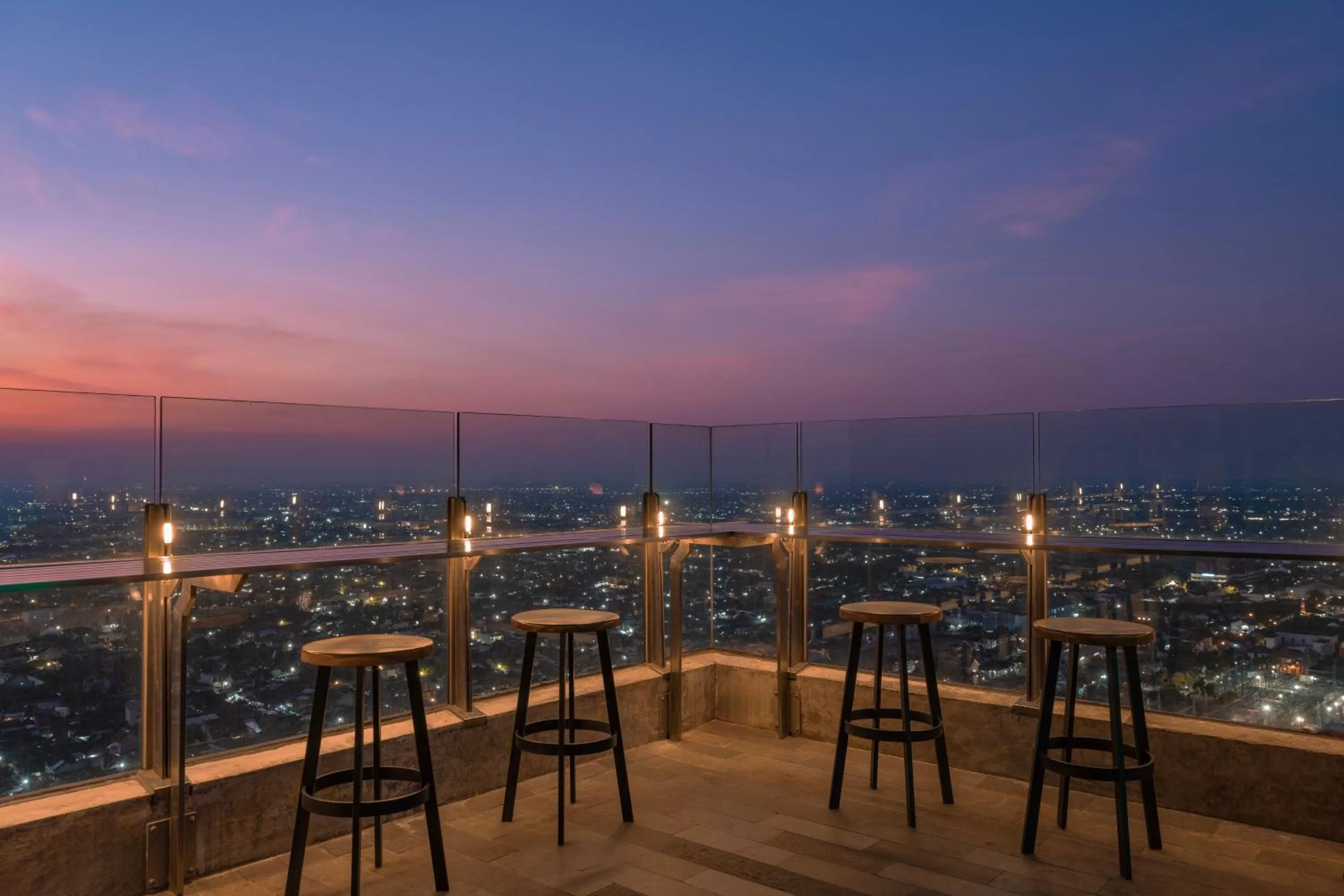 Restaurant/places to eat in Alila Solo