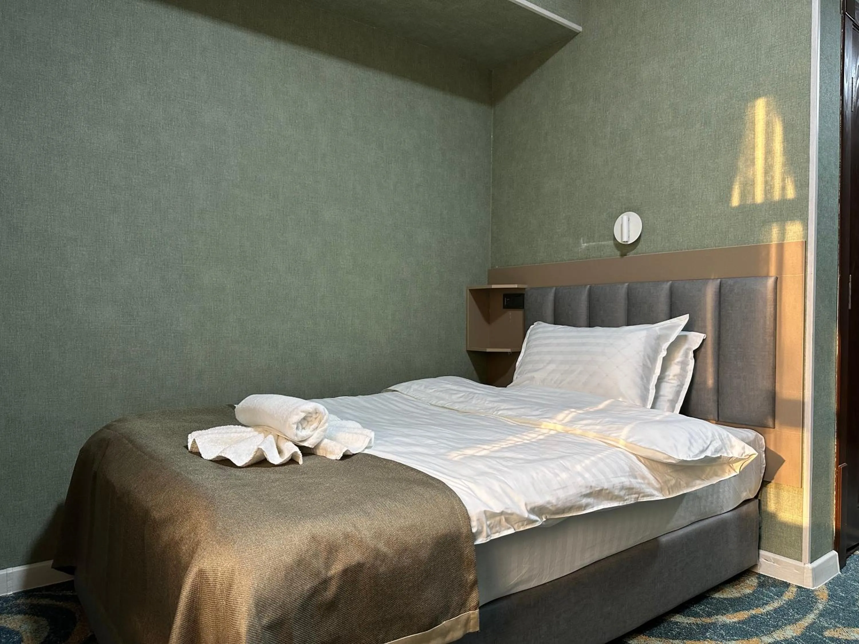 Bed in Reikartz Grand Kokand