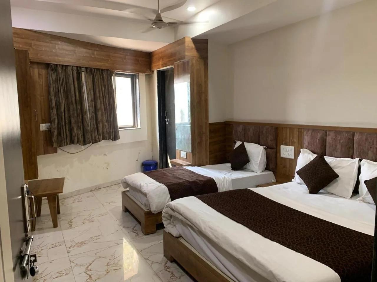 Bed in Hotel Signature