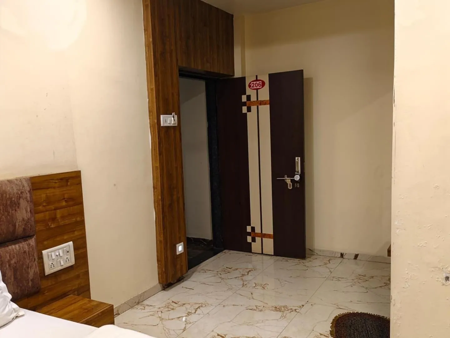 Bed in Hotel Signature