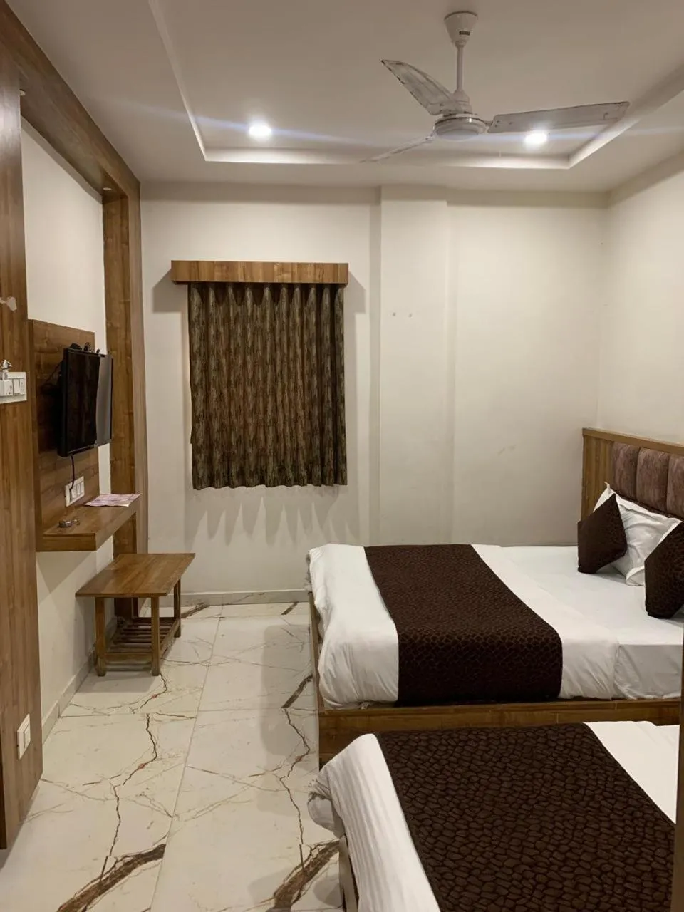 Bed in Hotel Signature