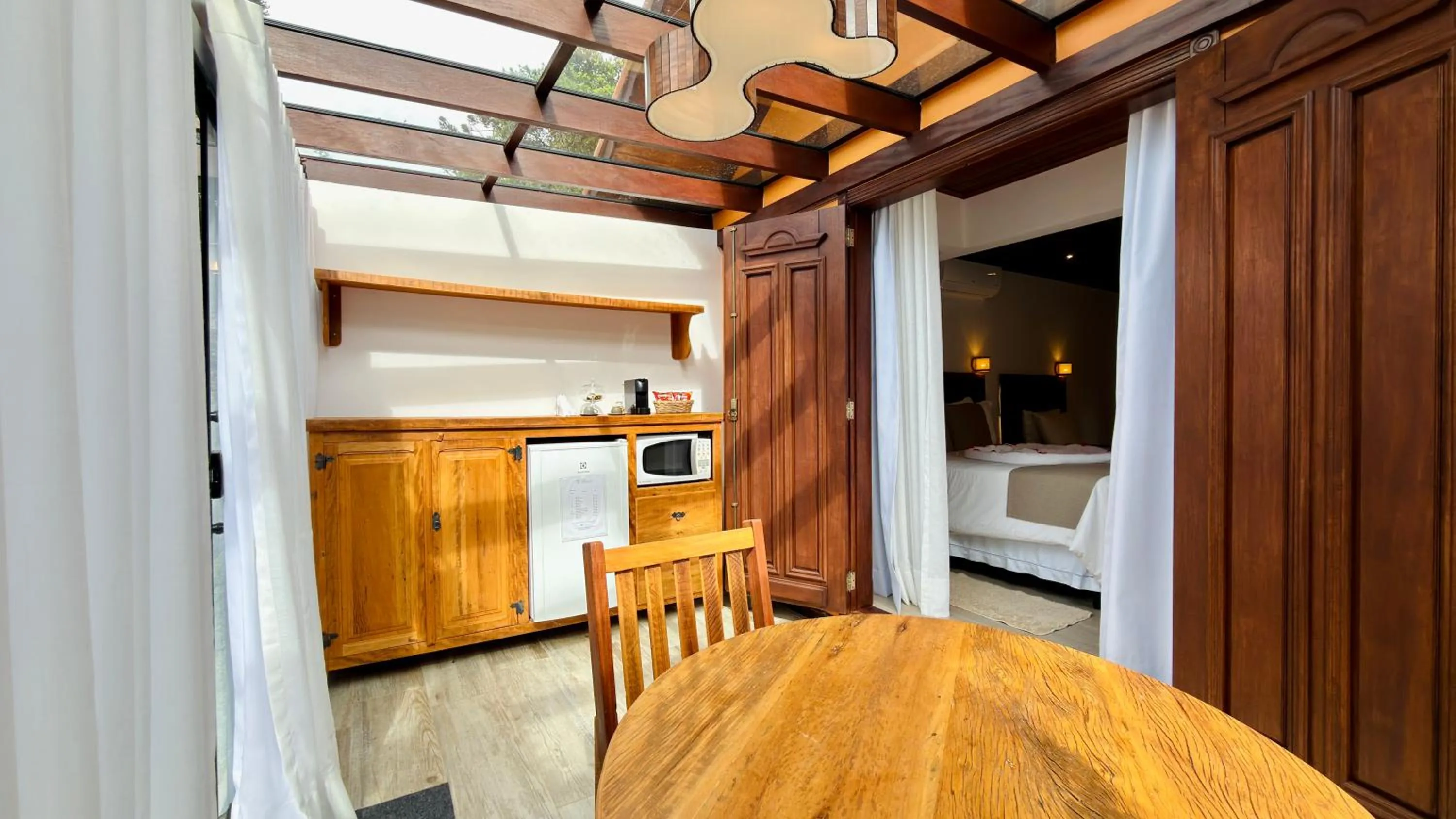 Dining area in Chalés Leopoldo em Monte Verde