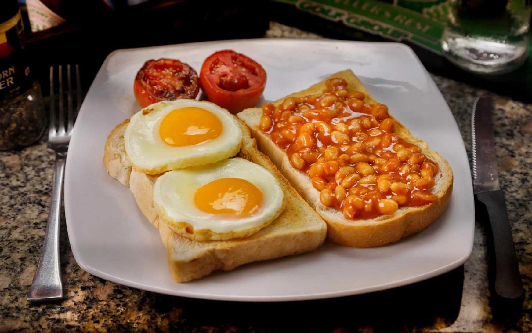 Breakfast in Traveller's Rest Sports Bar