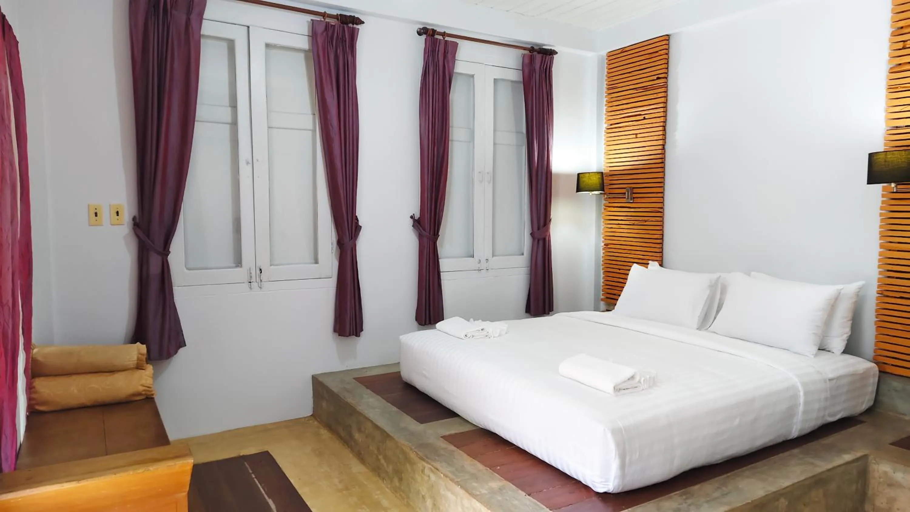 Bed in Baan Toom Village and Resort