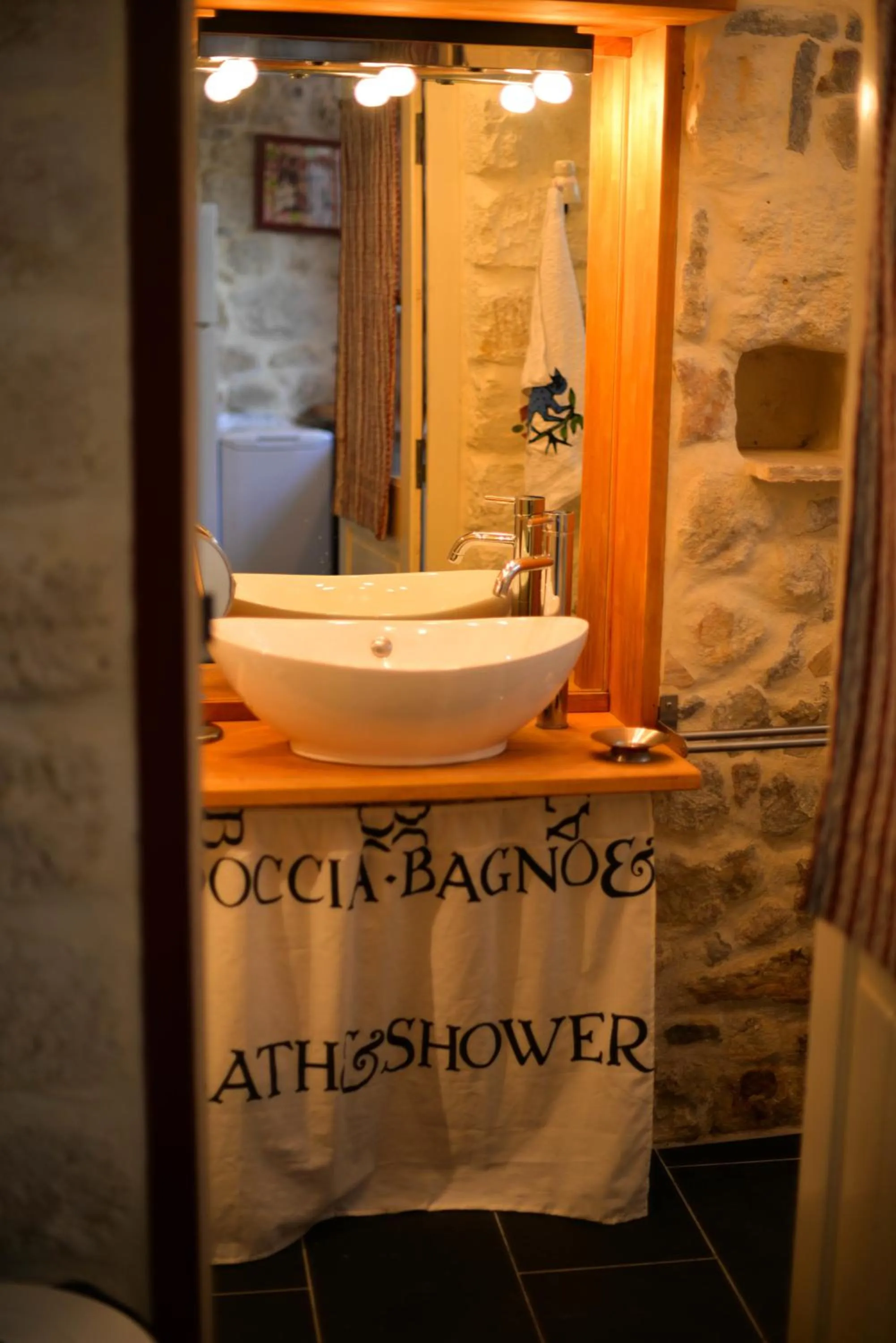 Bathroom in Le Duplex de Lapparan