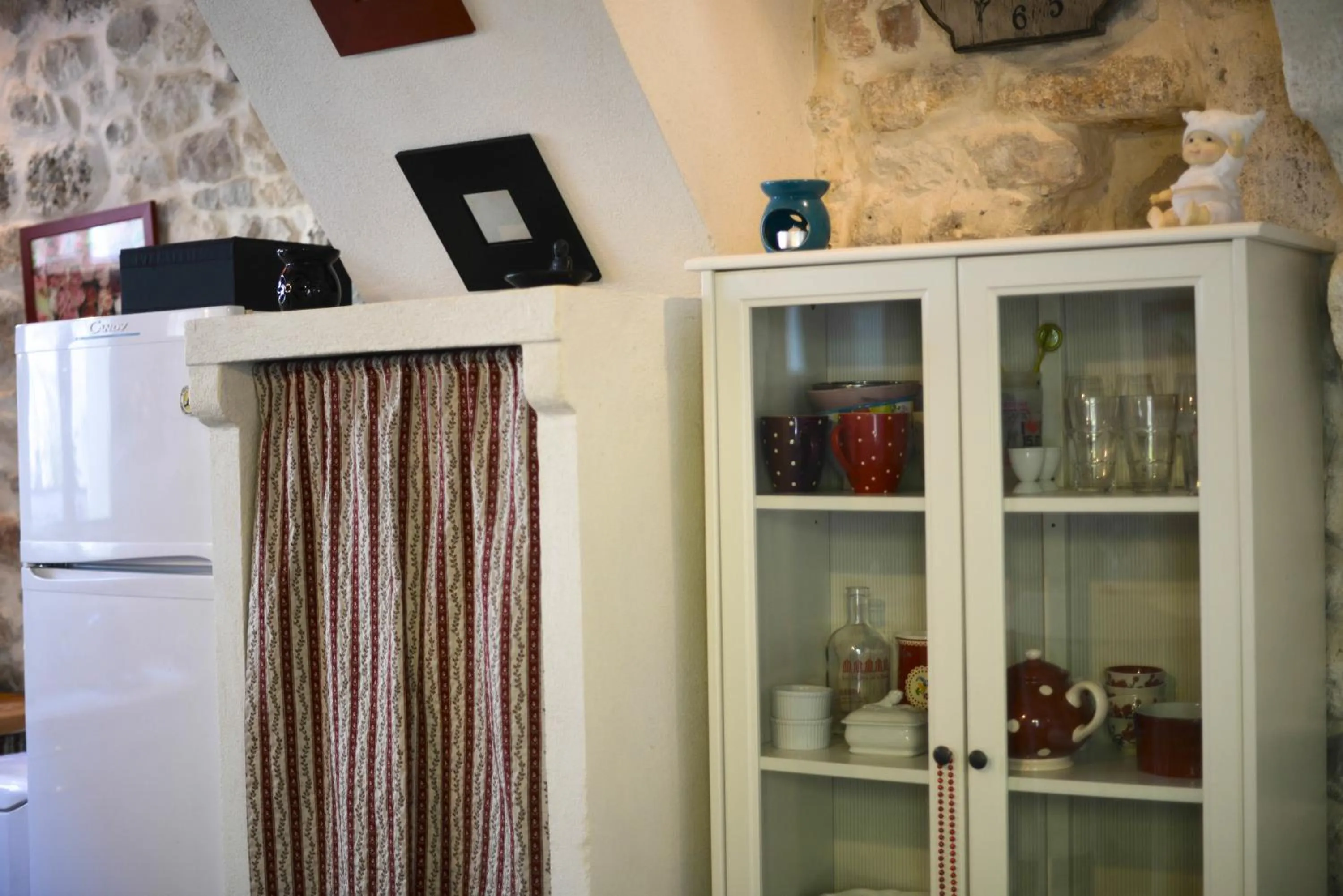 Decorative detail in Le Duplex de Lapparan