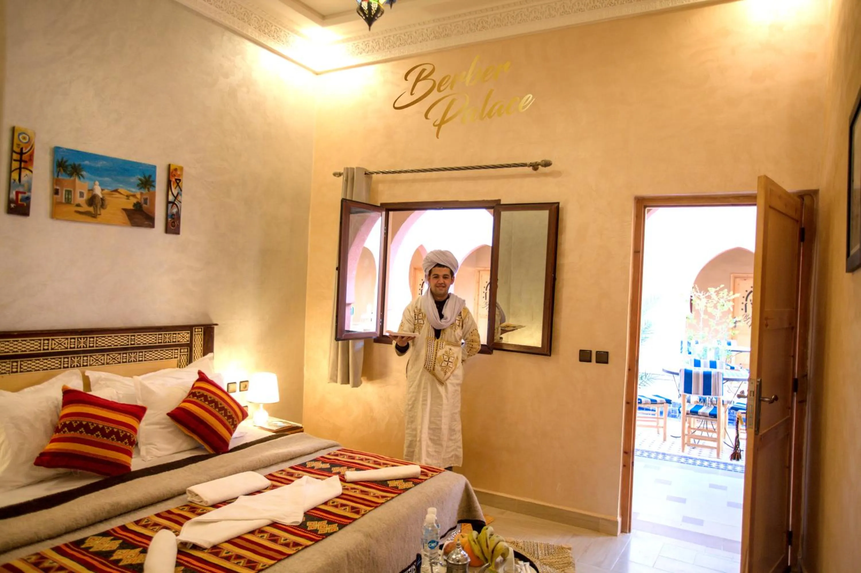 Property building, Bed in Hotel Berber Palace Merzouga