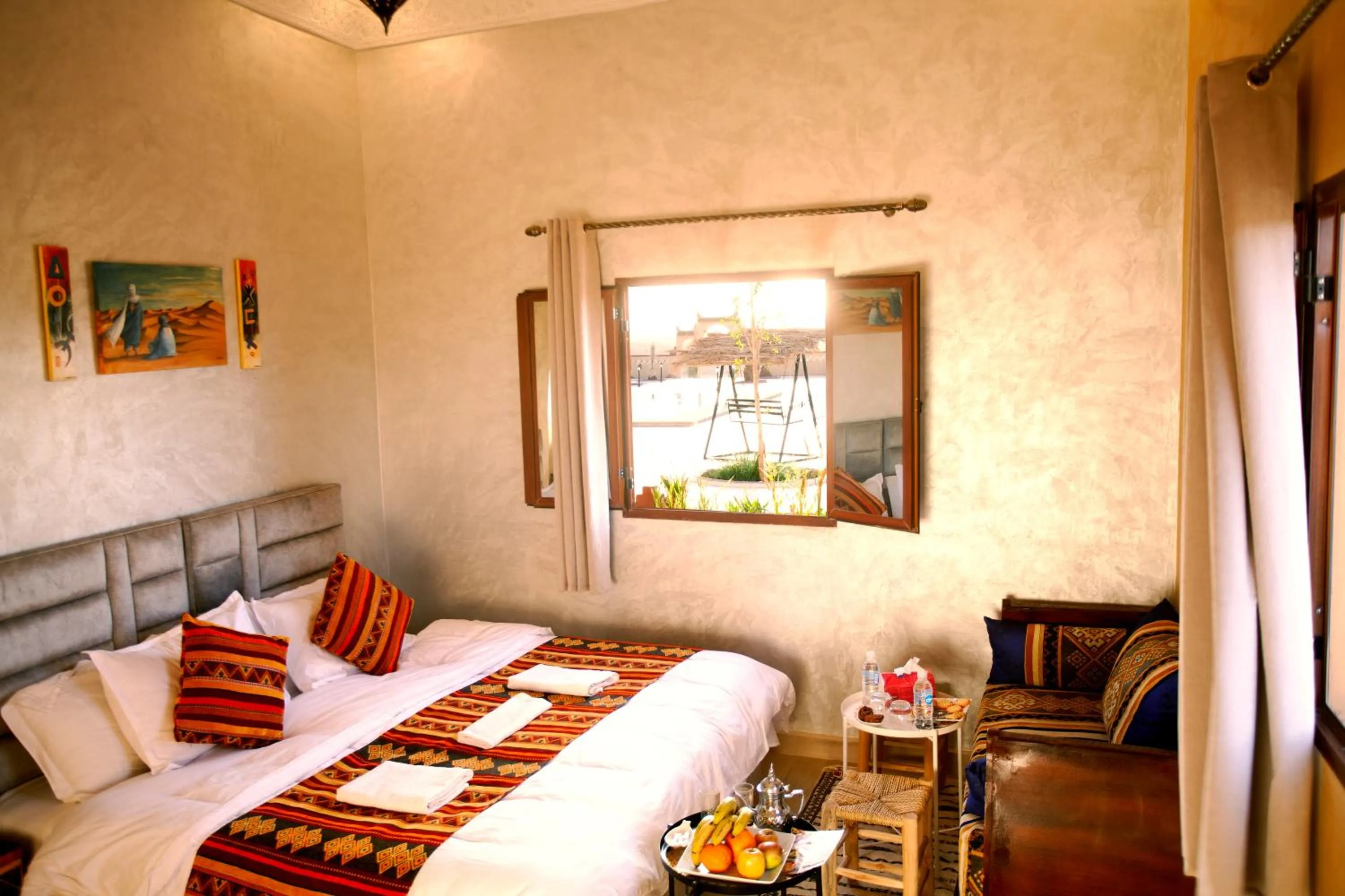 Property building, Bed in Hotel Berber Palace Merzouga