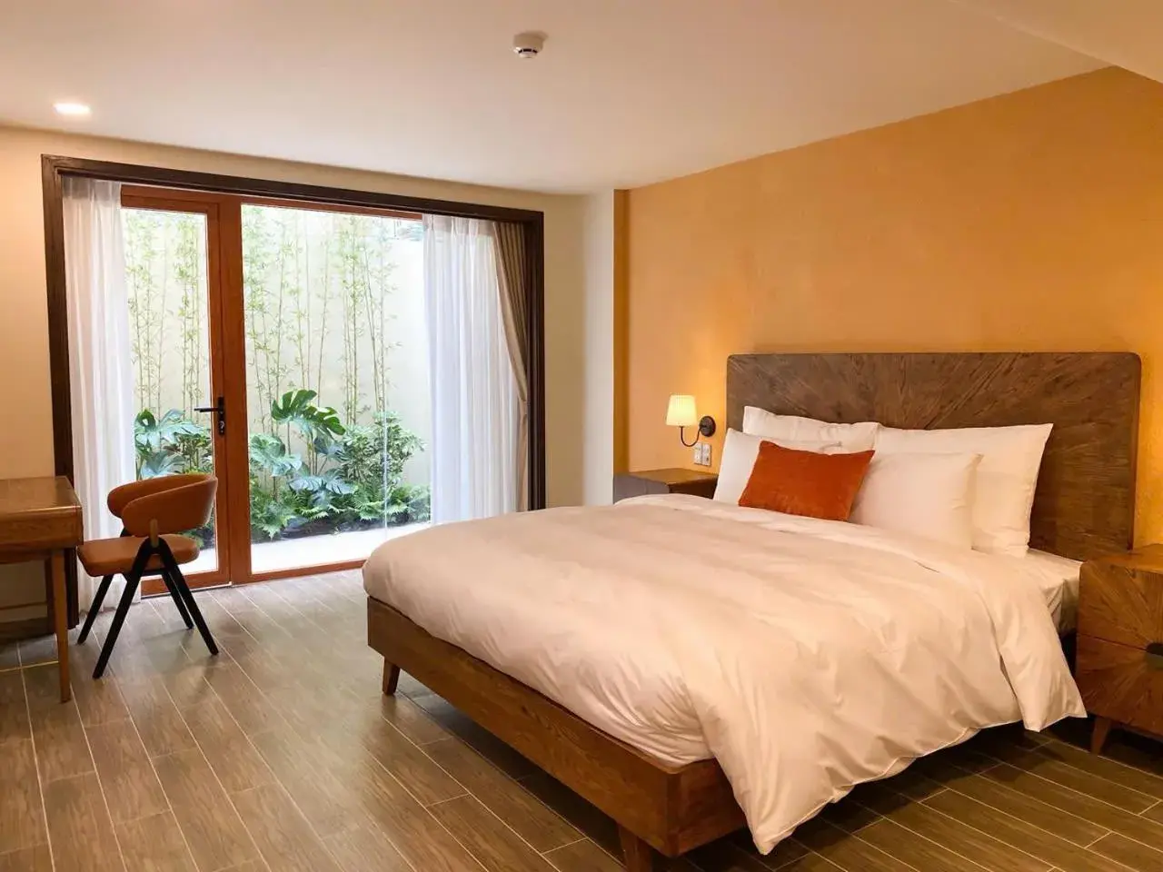 Executive Suite in BALVENIE HOTEL Phu My Hung SECC Executive Suite in BALVENIE HOTEL Phu My Hung SECC