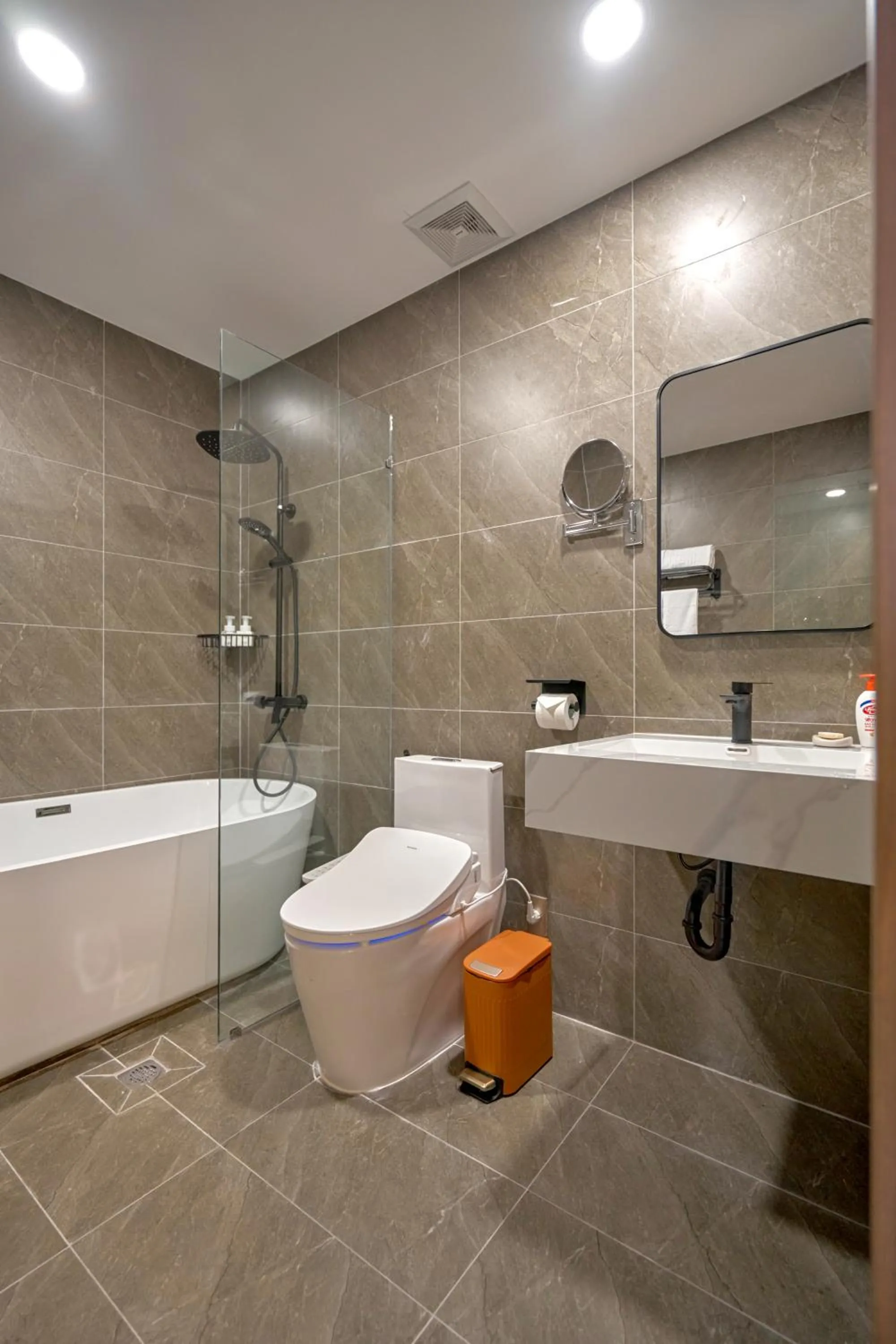 BALVENIE HOTEL Phu My Hung SECC