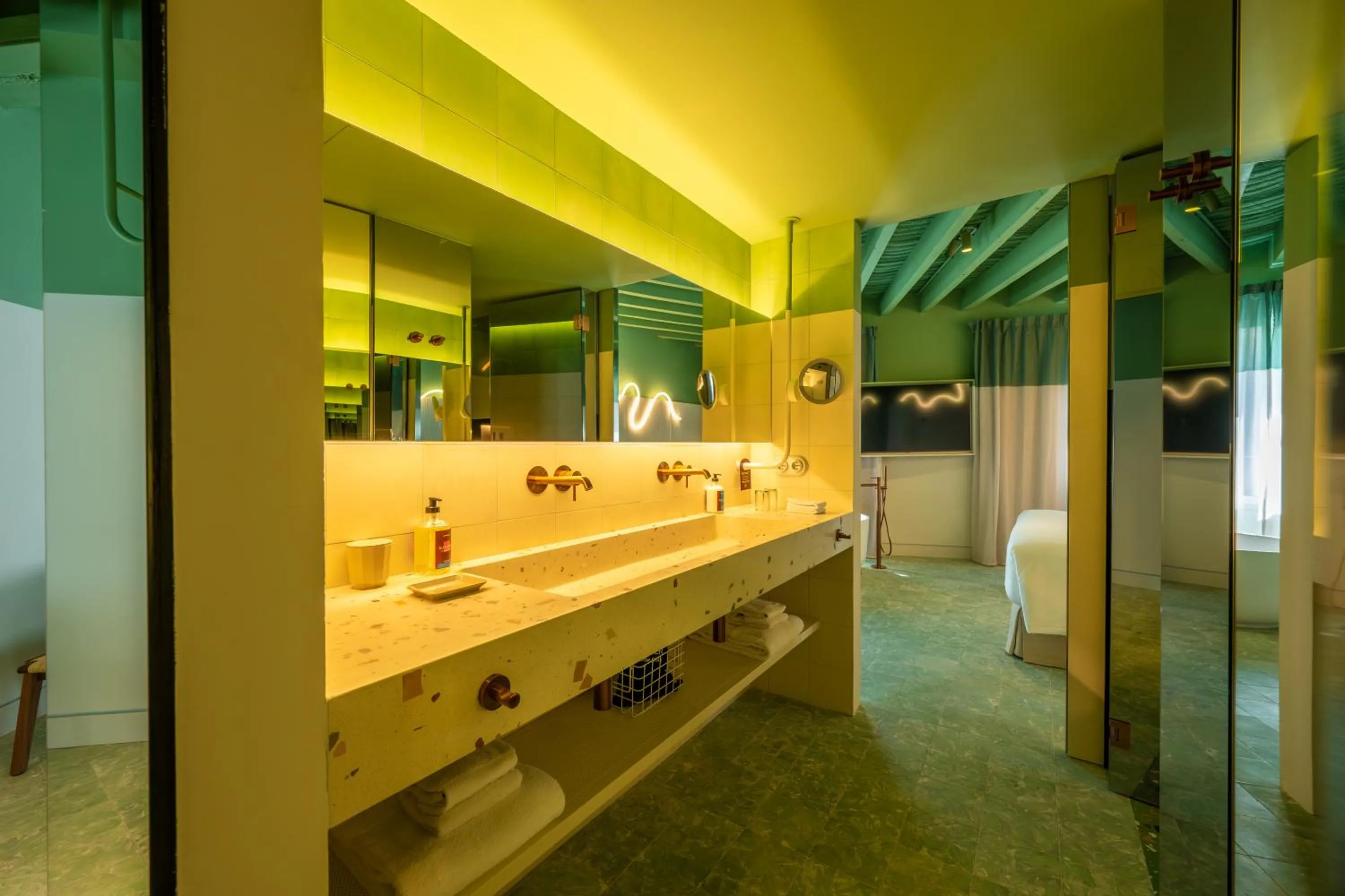 Bathroom in Terreno Barrio Hotel