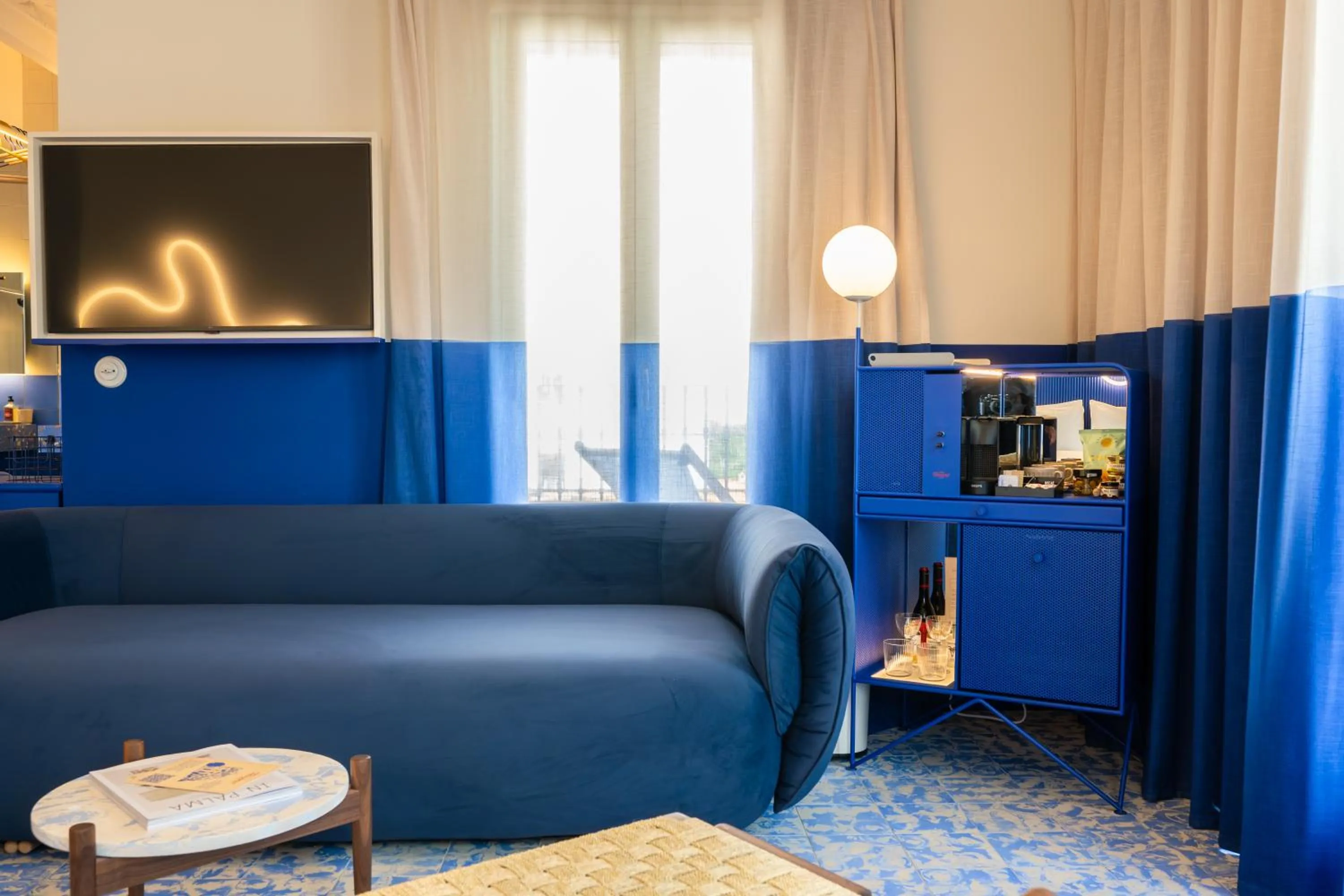 Photo of the whole room in Terreno Barrio Hotel
