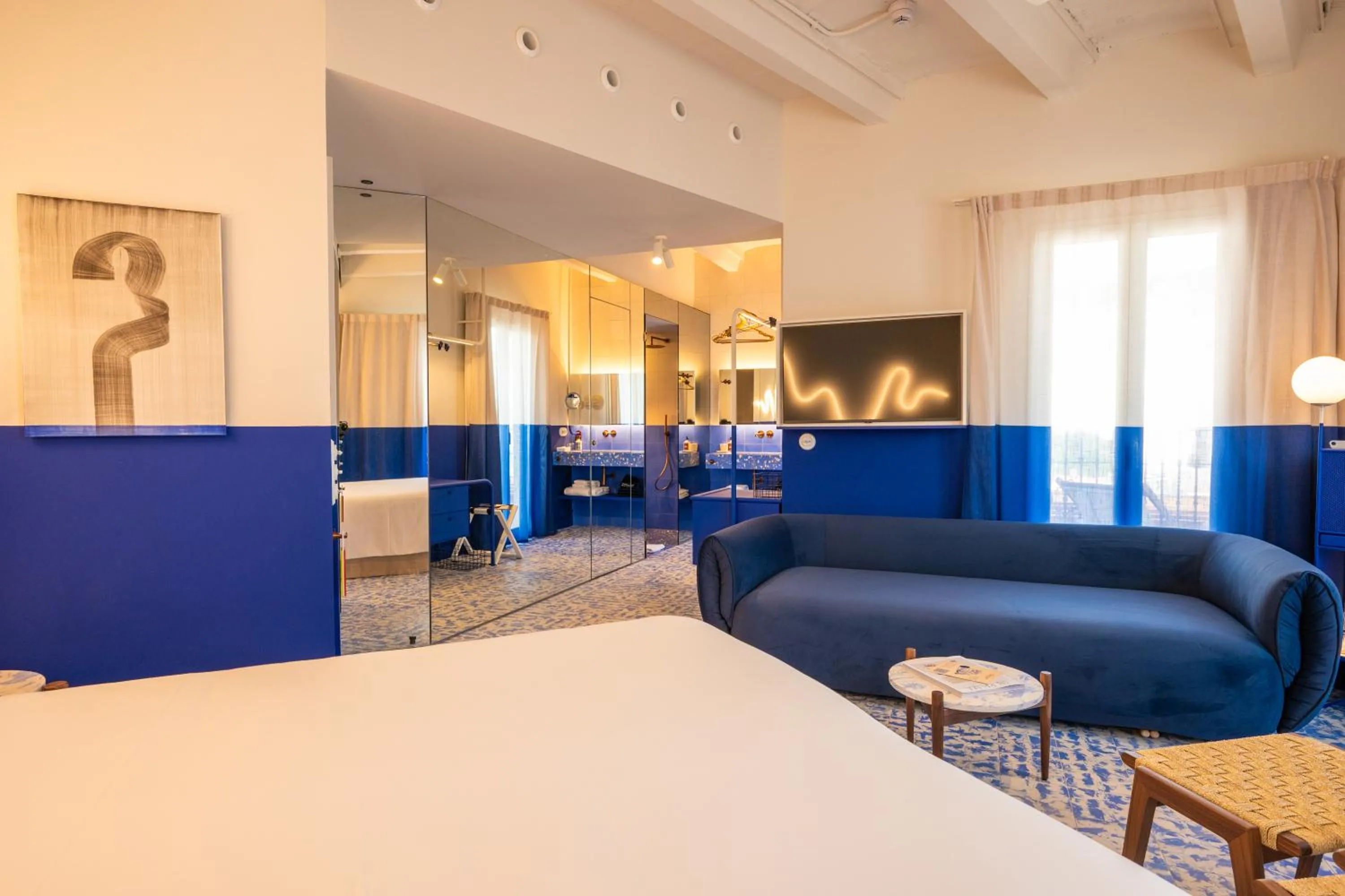 Living room, Bed in Terreno Barrio Hotel