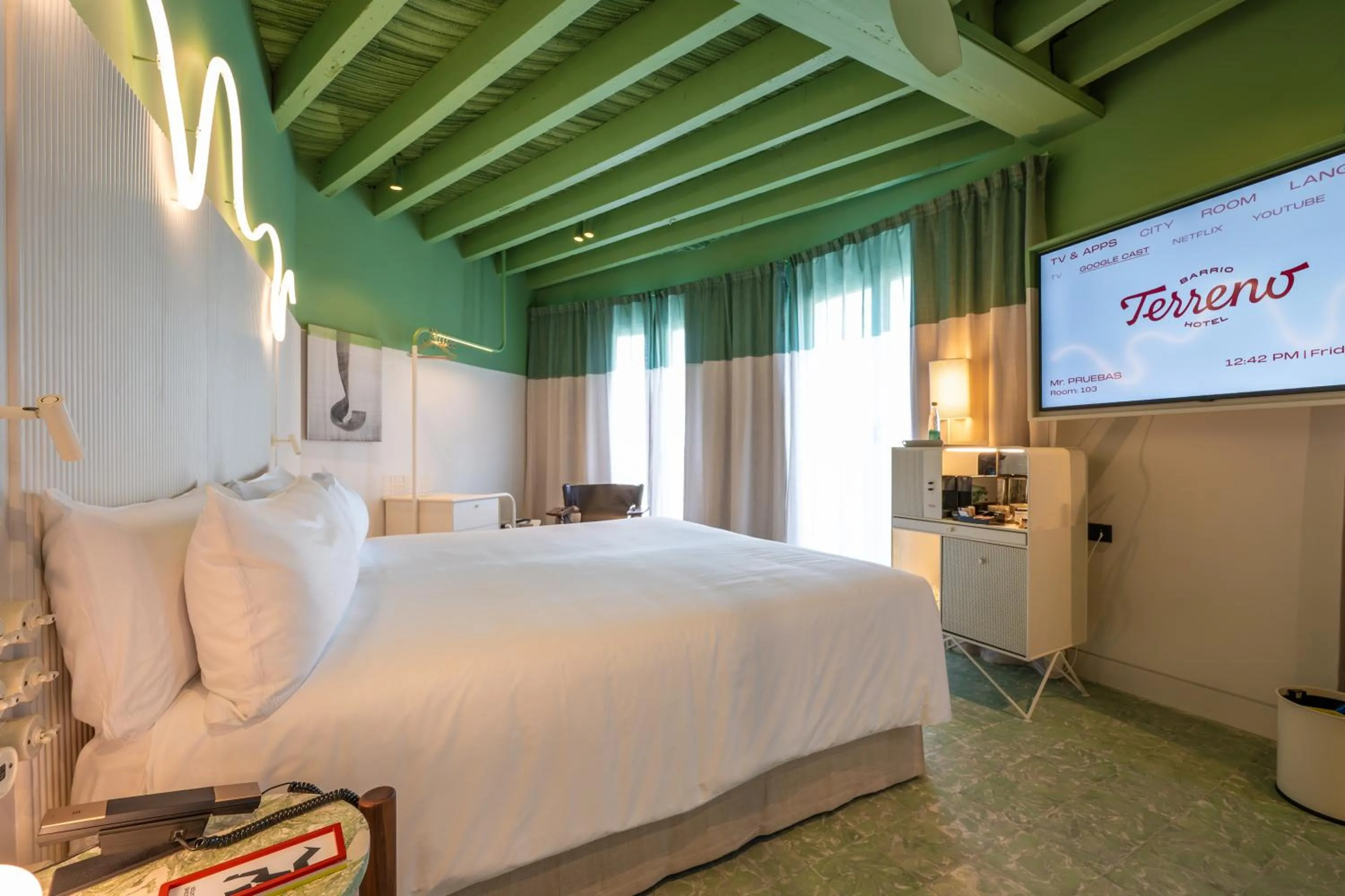 Bed in Terreno Barrio Hotel
