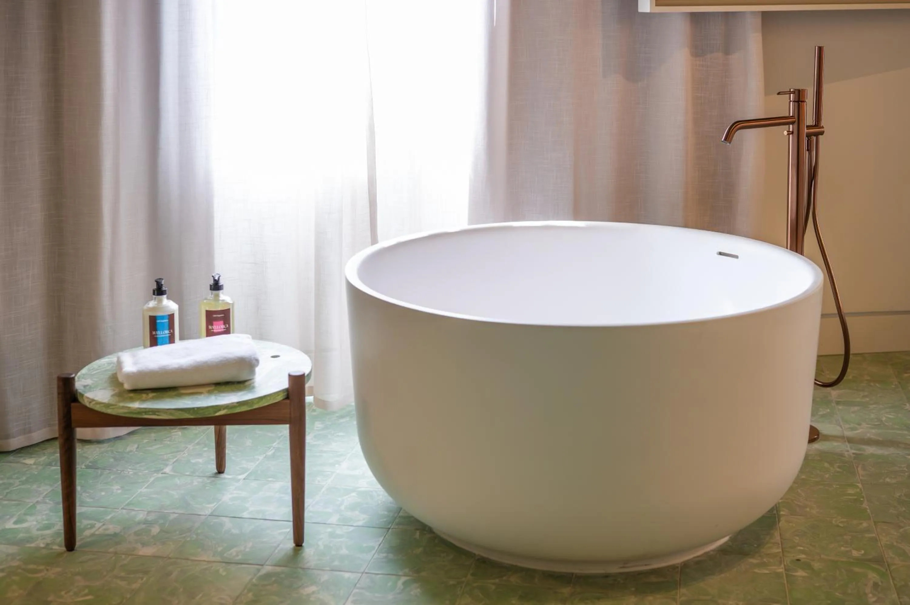 Bath in Terreno Barrio Hotel