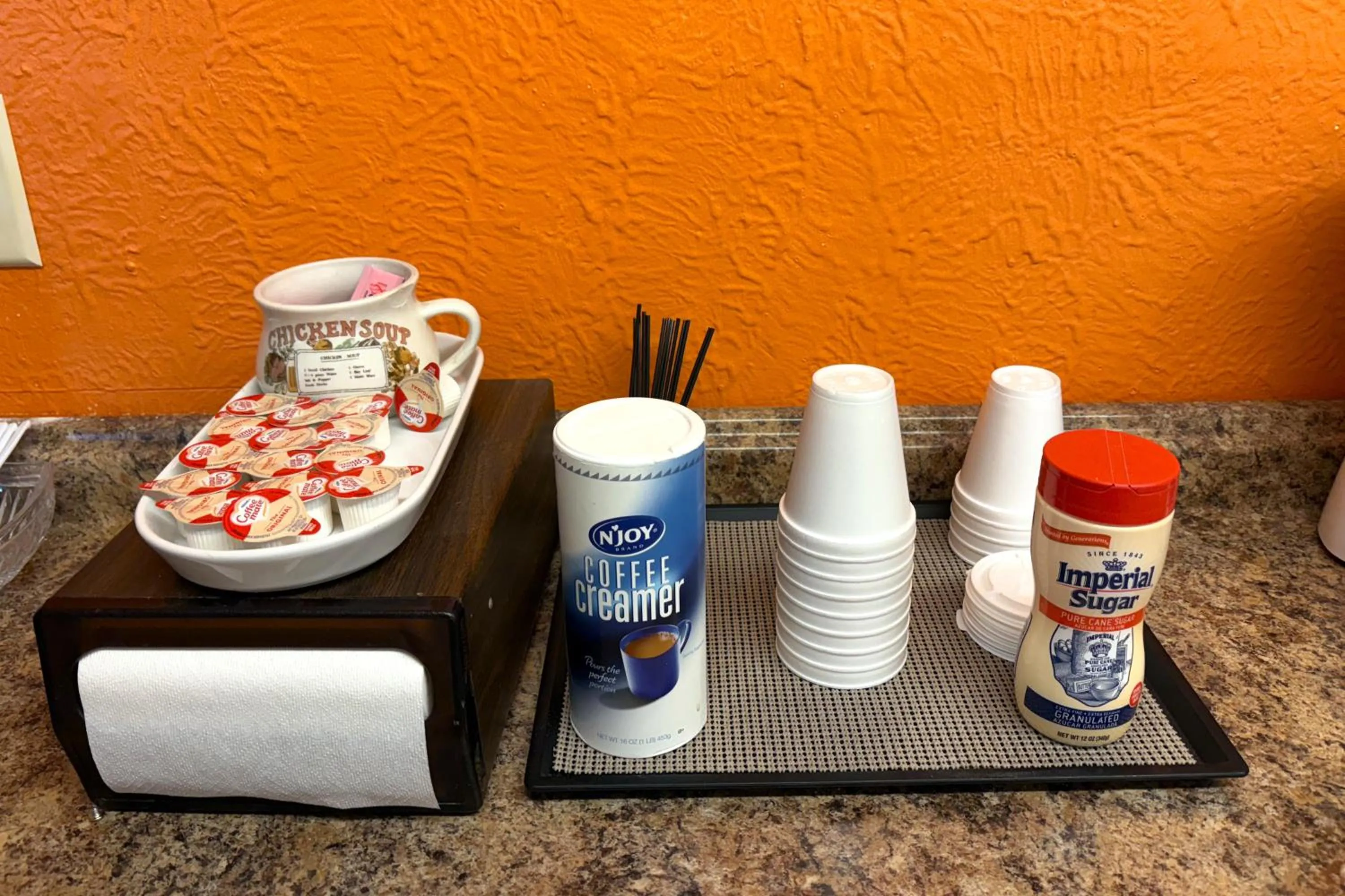 Food and drinks in Chaparral Motel Victoria TX, Hwy 59