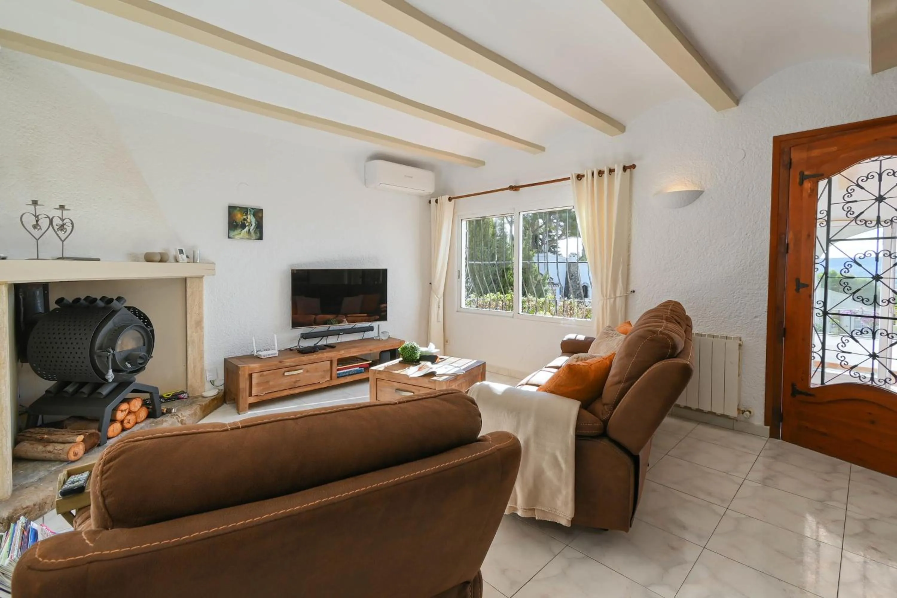 TV and multimedia in Casa Nana by Aguilarent