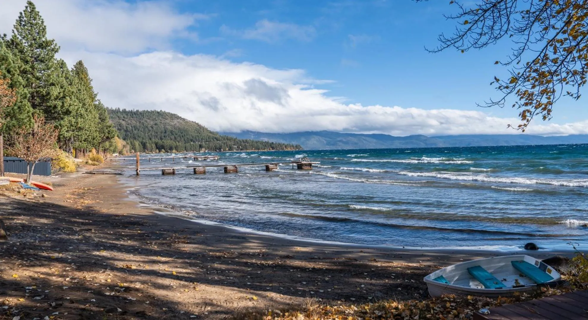 Natural landscape in Tahoe Edgelake Beach Club
