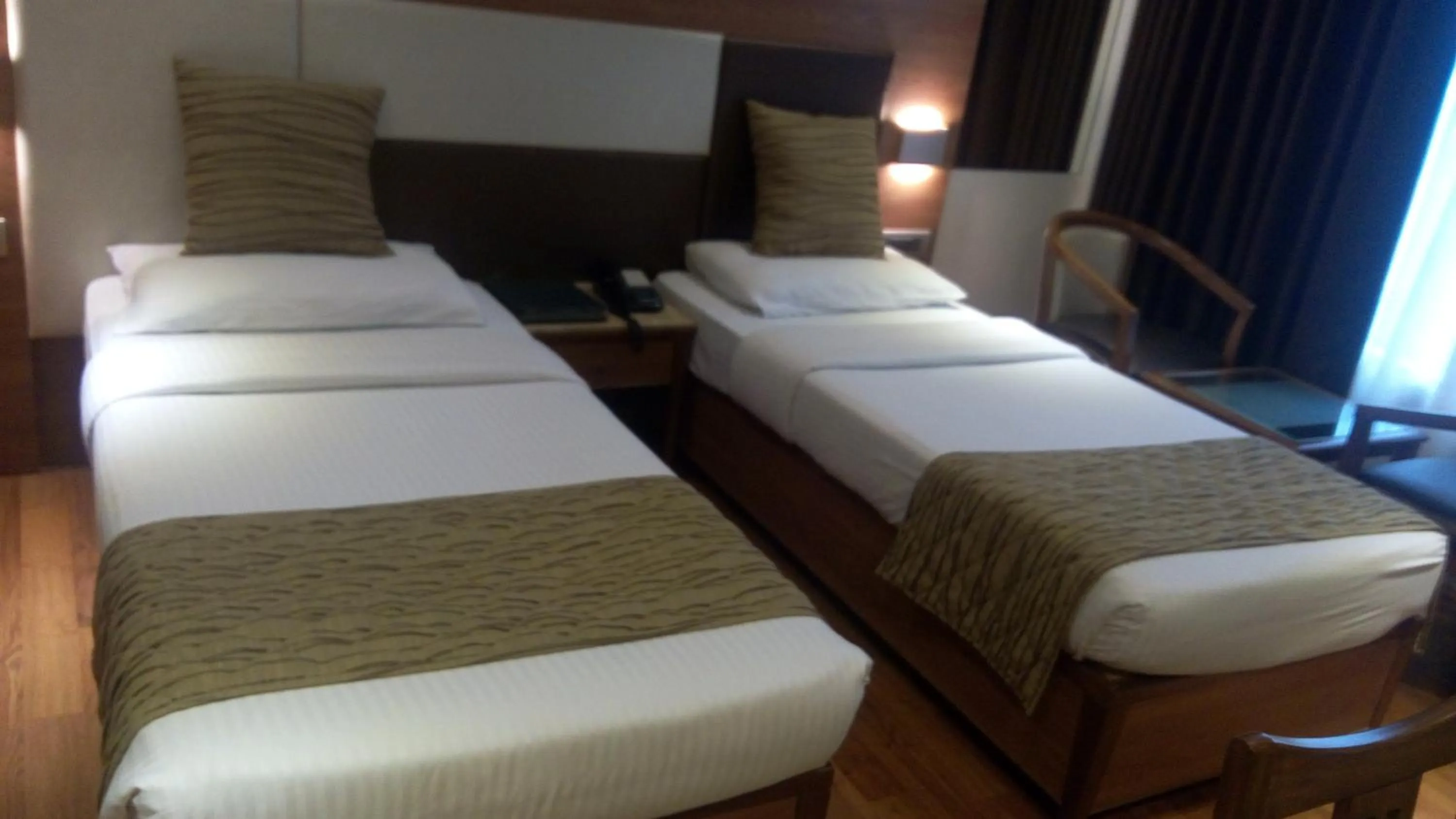 Bedroom, Bed in The Royal Orchid Hotel, Chembur