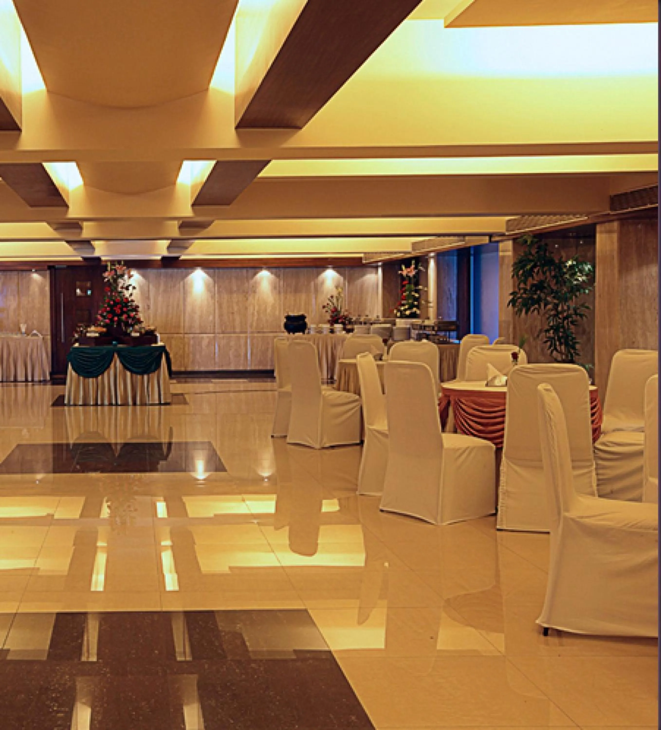 Banquet/Function facilities in The Royal Orchid Hotel, Chembur