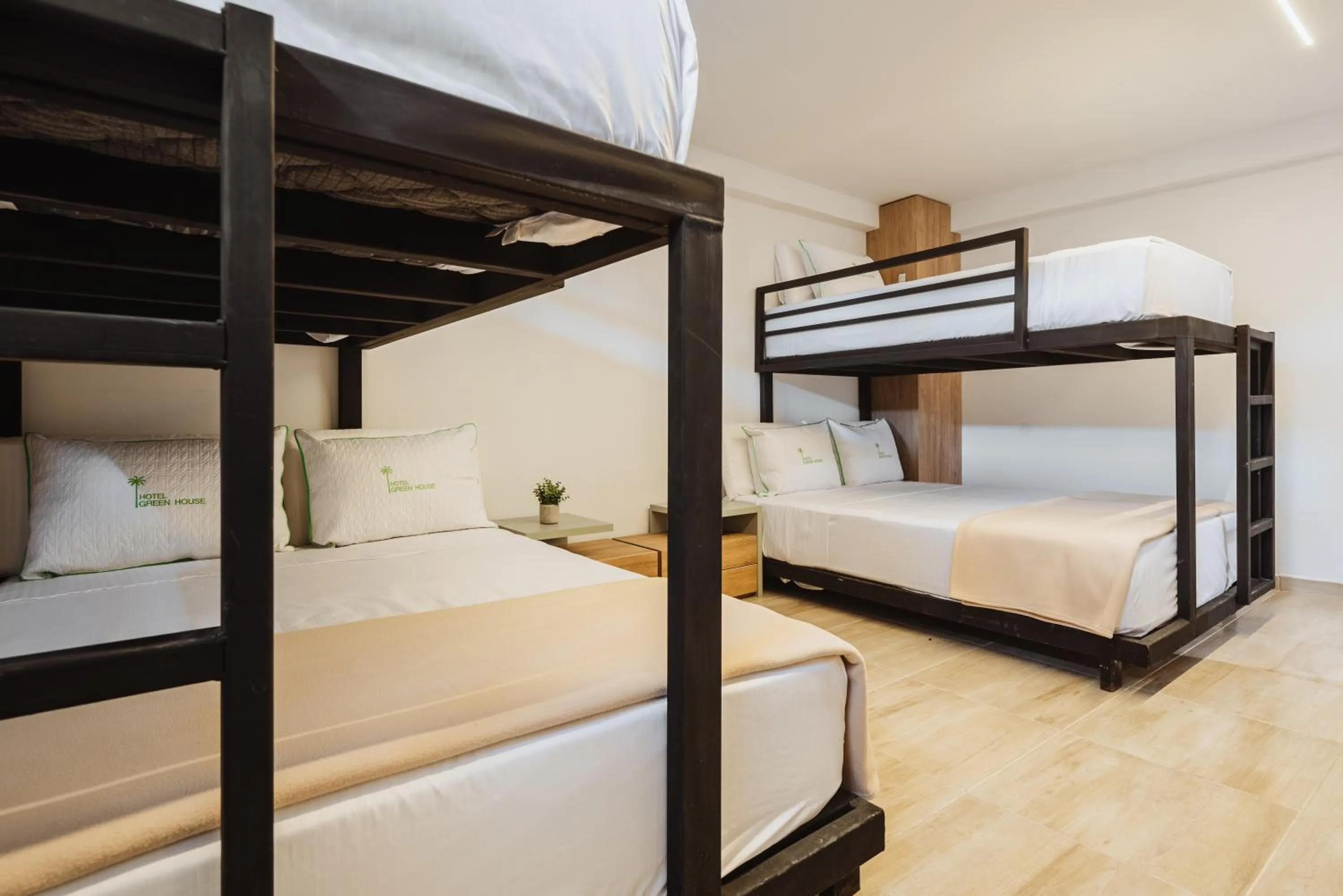 Photo of the whole room, Bed in Green House Hotel