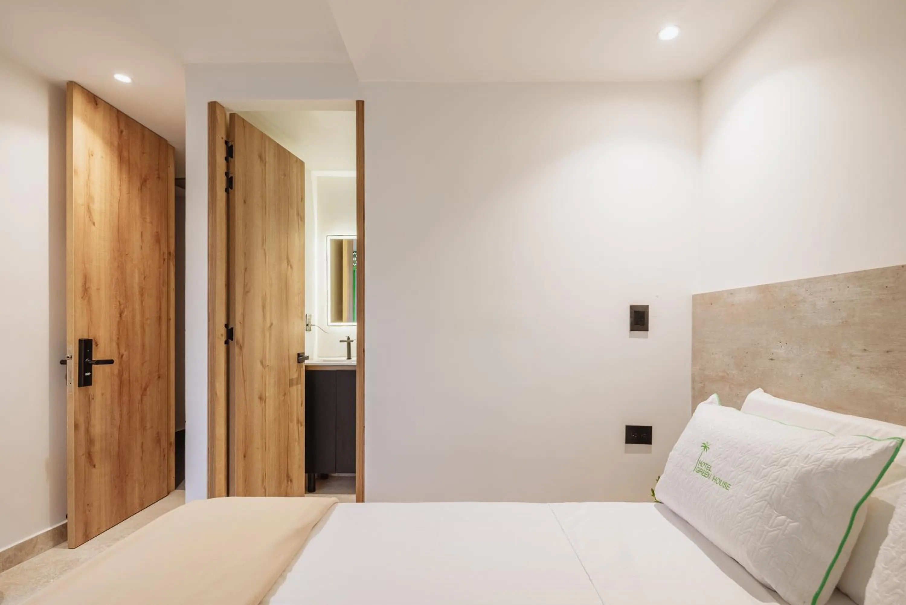 Bed in Green House Hotel