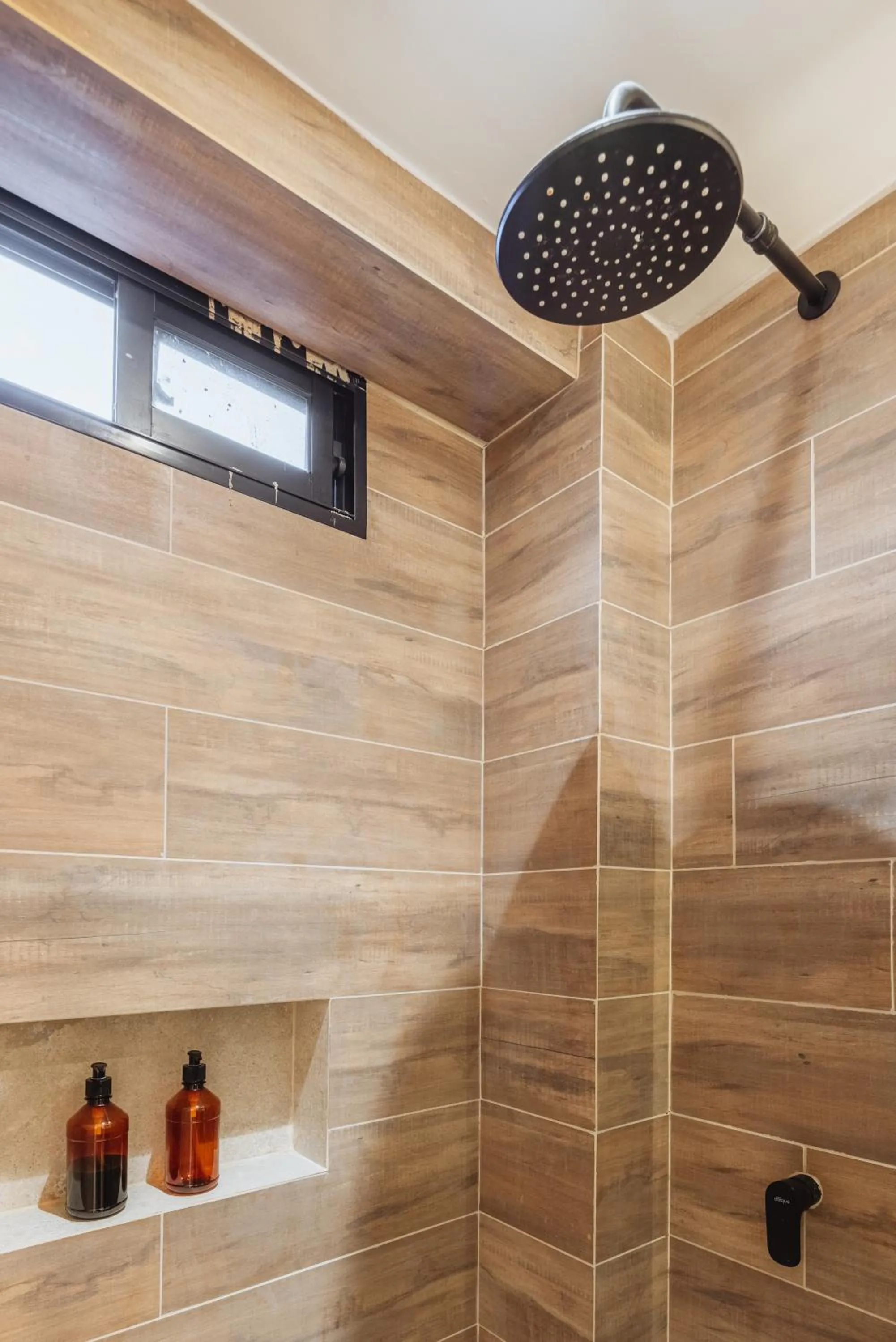 Shower in Green House Hotel