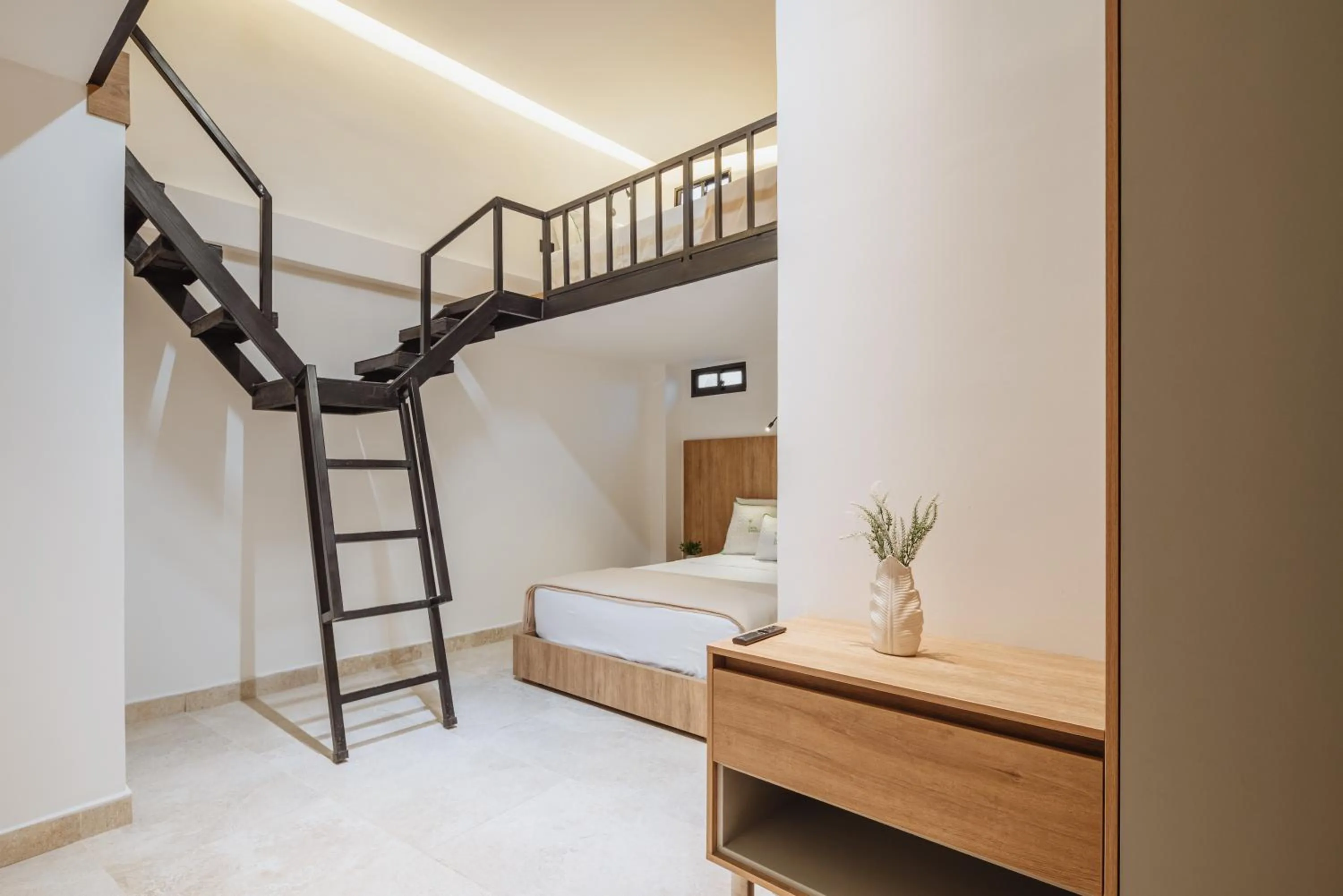 Photo of the whole room, Bed in Green House Hotel