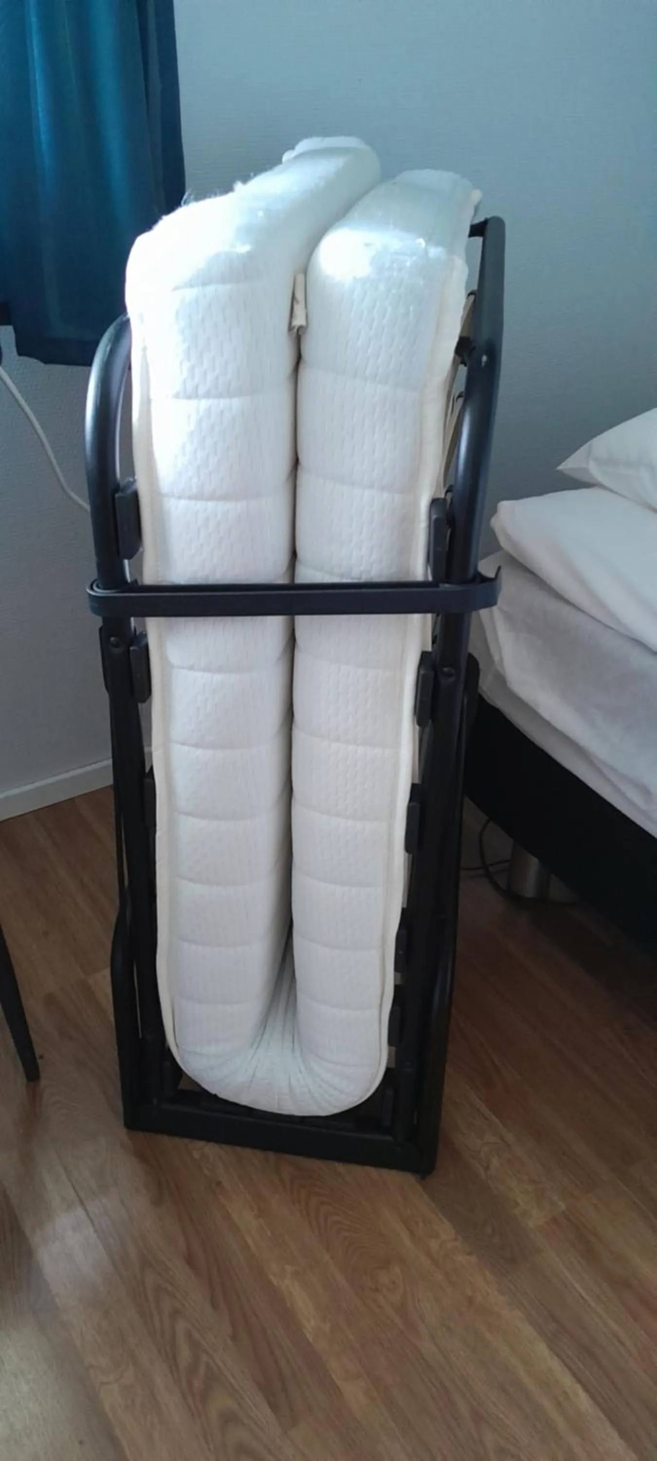 cot, Bed in FolkiaCenter Gästhem - Vieraskoti - Guesthouse