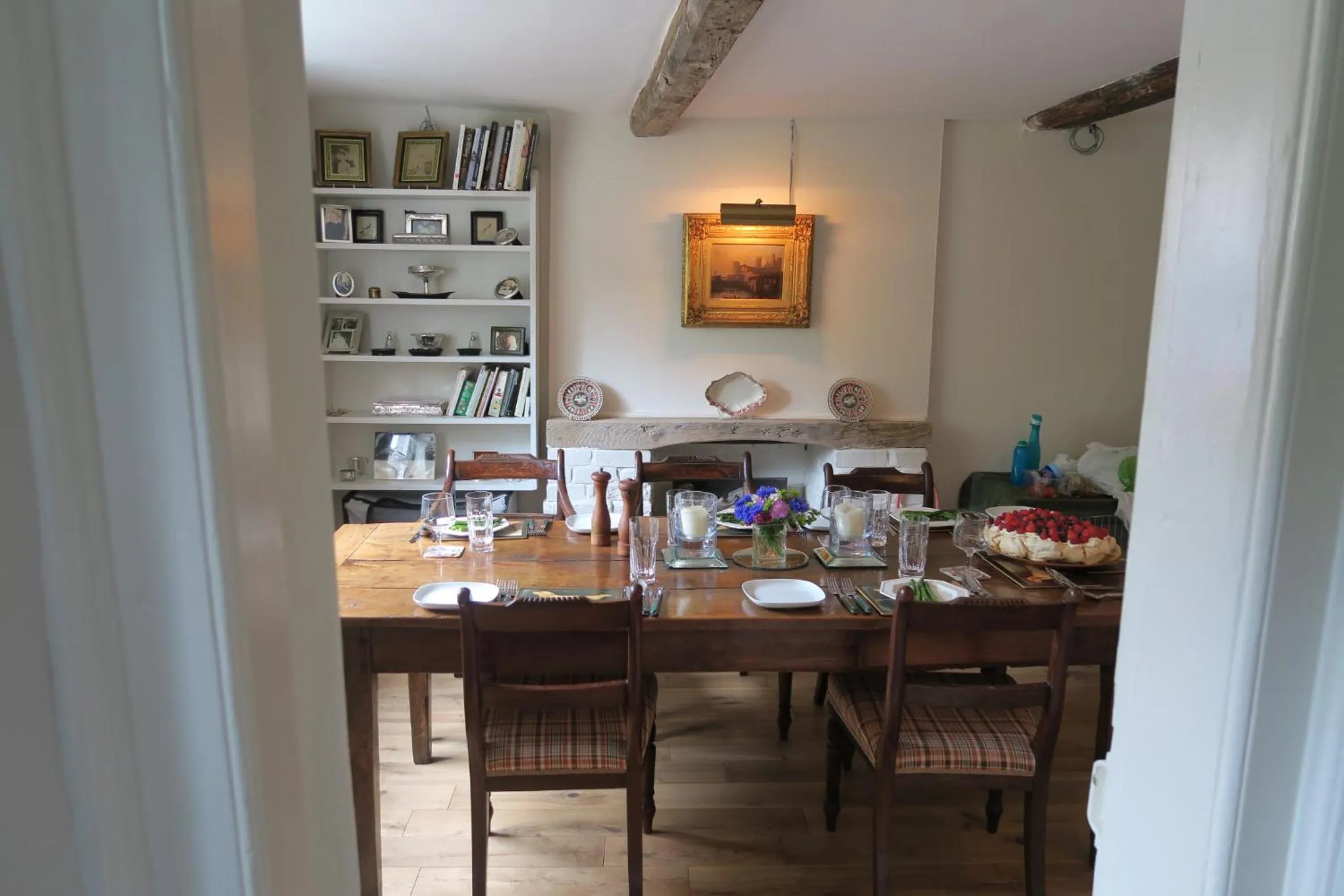 Dining area in Hedingham Old Pottery