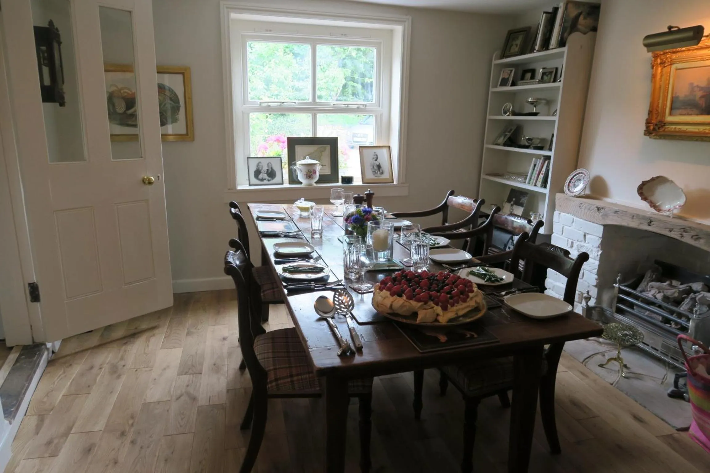Dining area in Hedingham Old Pottery