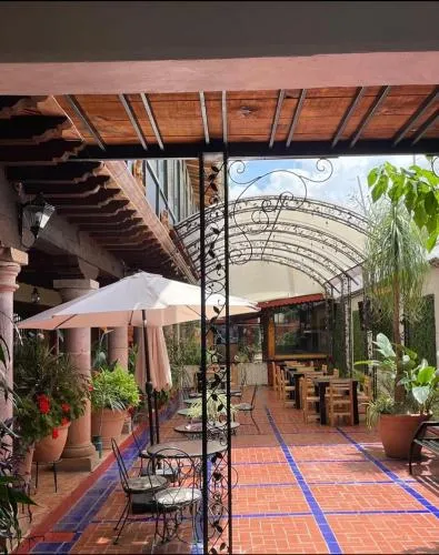 hotel gardenias