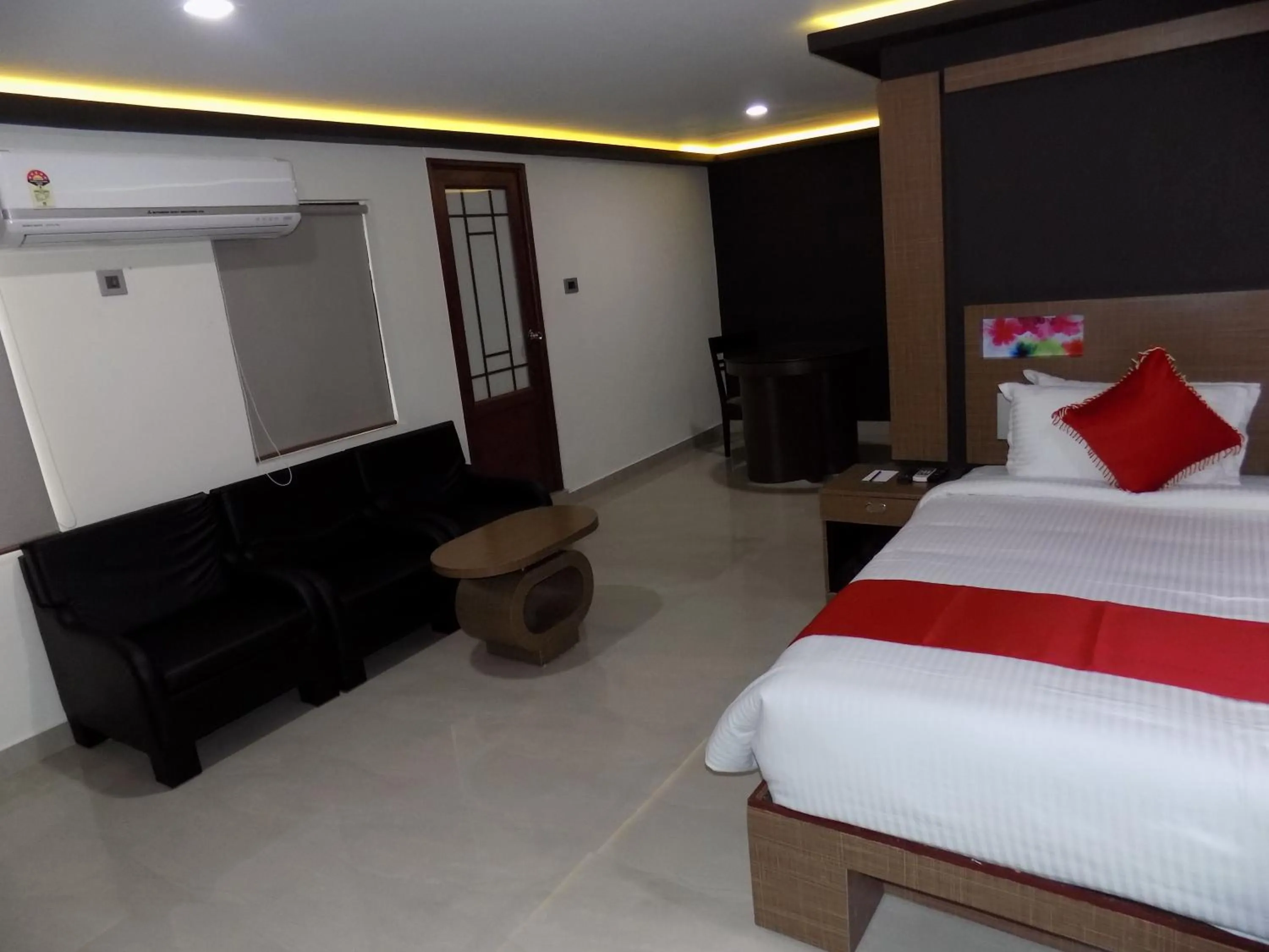 Bed in Hotel A J Park