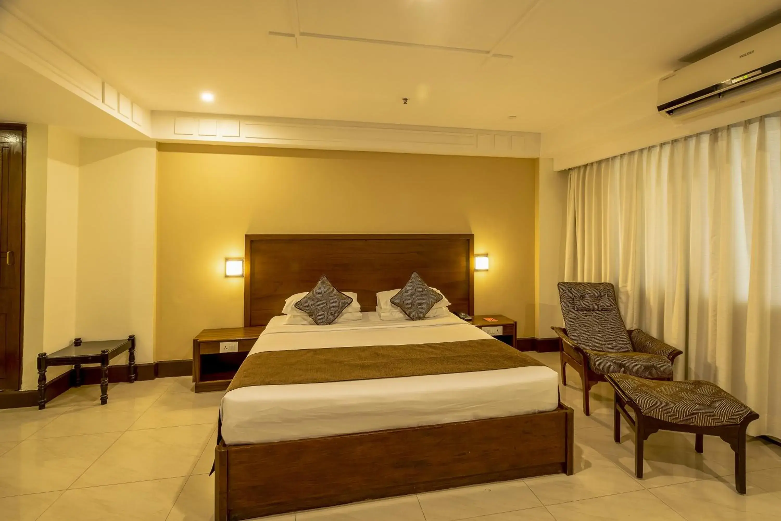 Bed in Ivory Tower Bed in Ivory Tower