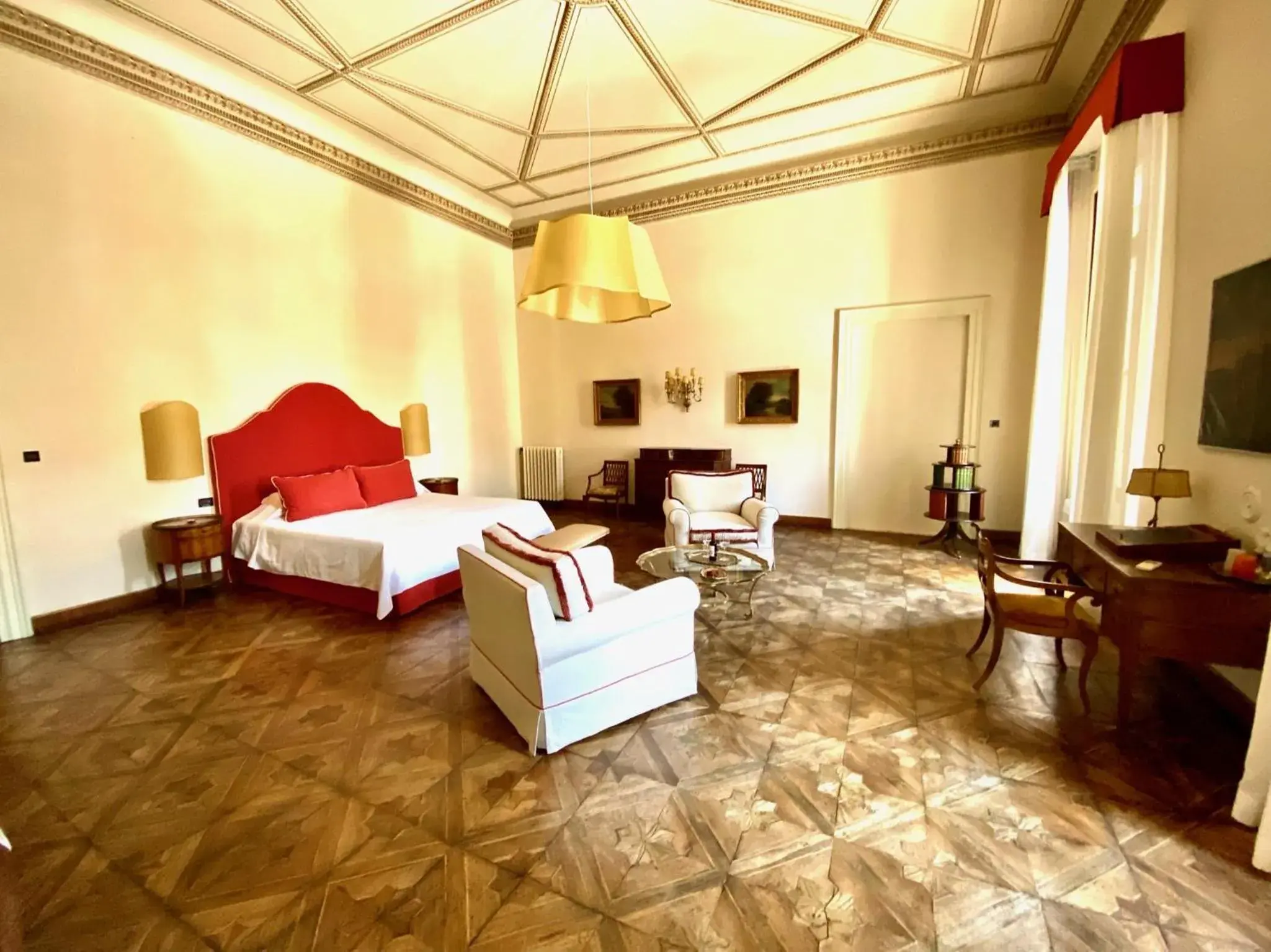 Suite in Palazzo Mantua Benavides Suites & Apartments Suite in Palazzo Mantua Benavides Suites & Apartments