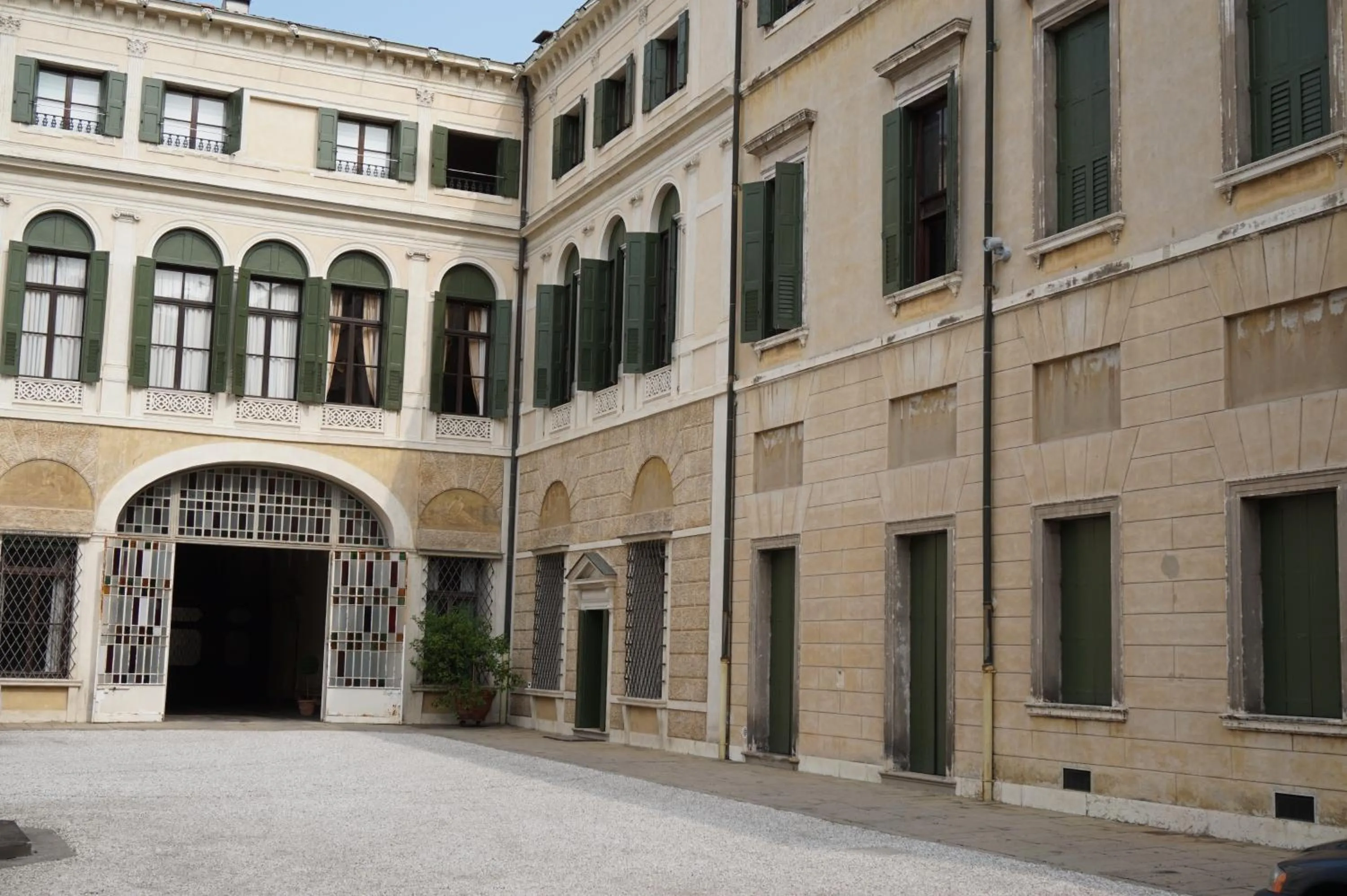 Palazzo Mantua Benavides Suites & Apartments