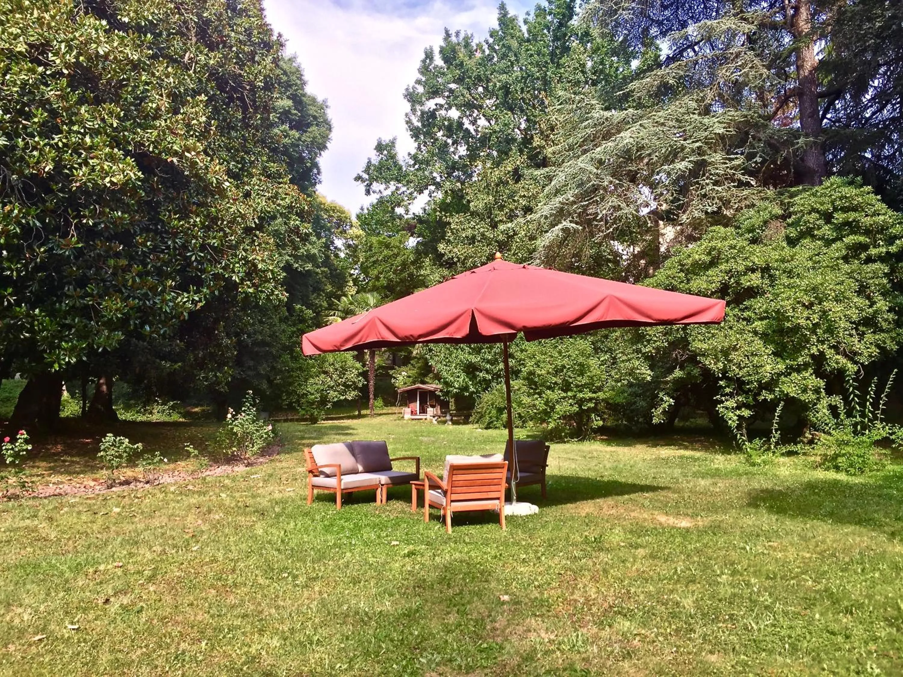 Garden in Palazzo Mantua Benavides Suites & Apartments