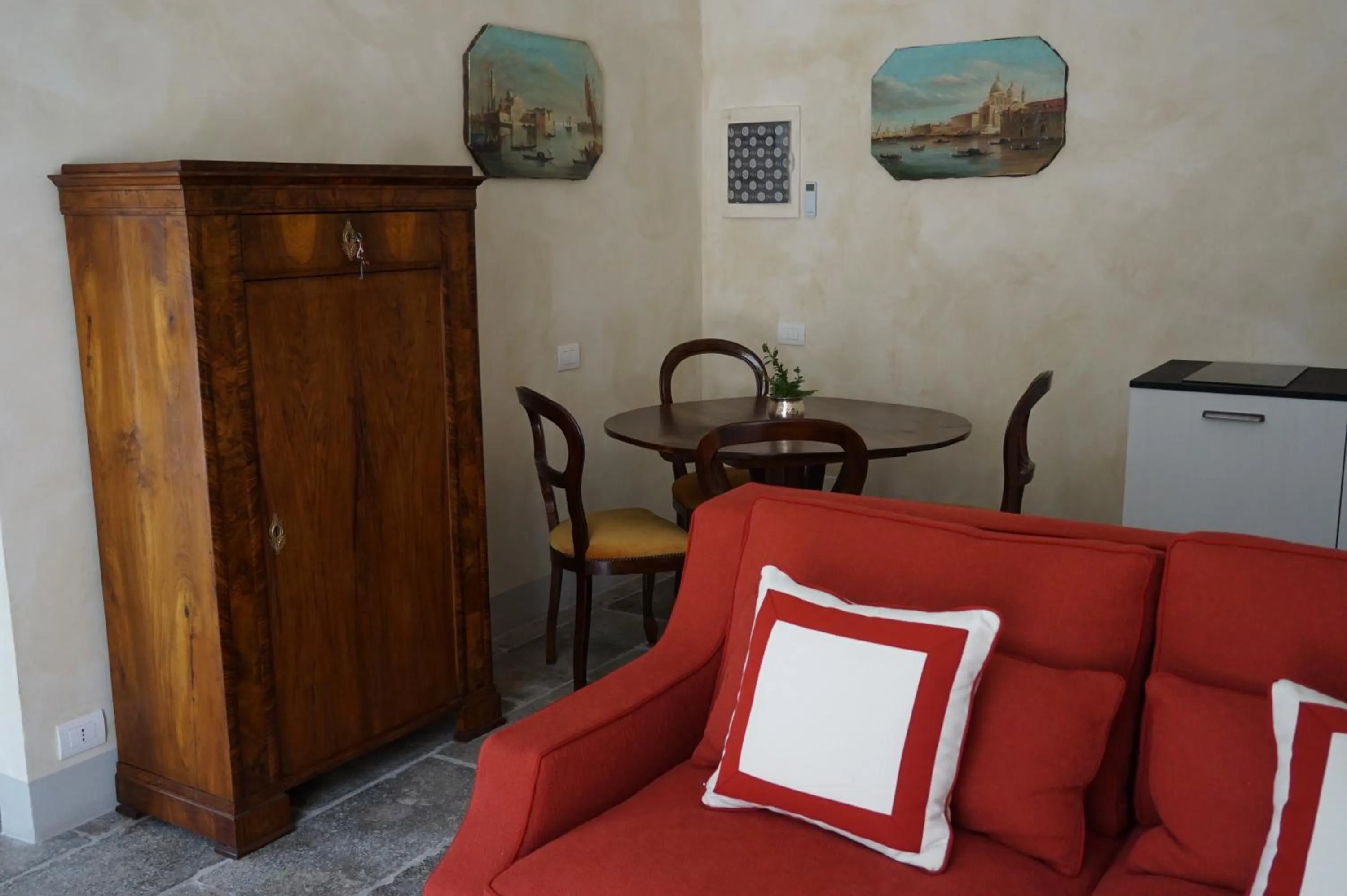 Living room in Palazzo Mantua Benavides Suites & Apartments