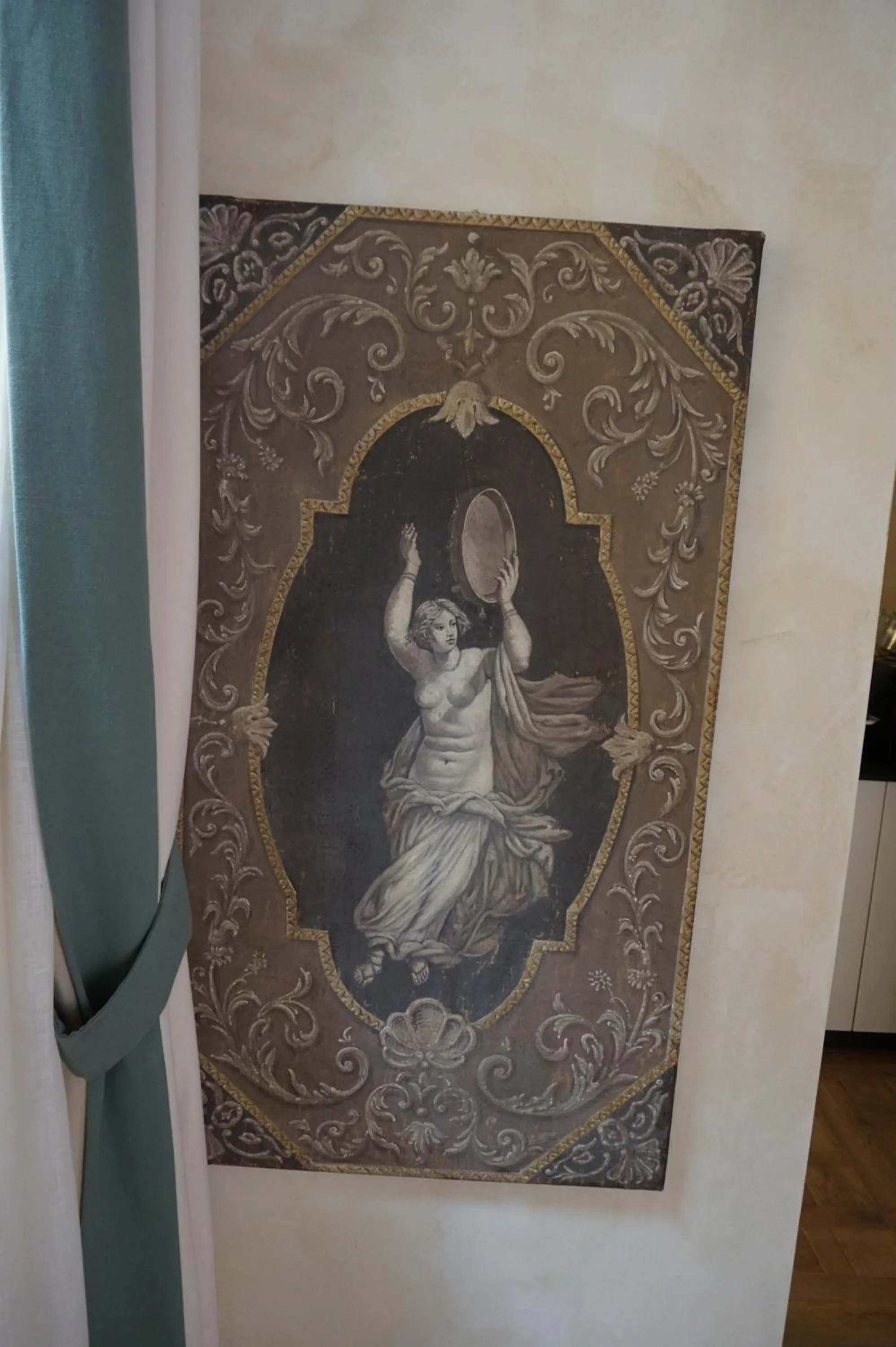 Decorative detail in Palazzo Mantua Benavides Suites & Apartments