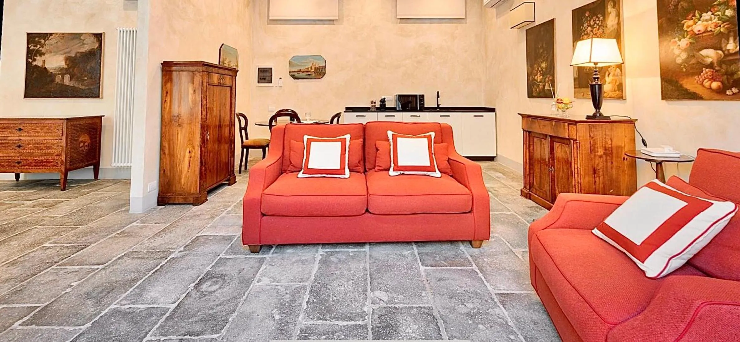 Living room in Palazzo Mantua Benavides Suites & Apartments