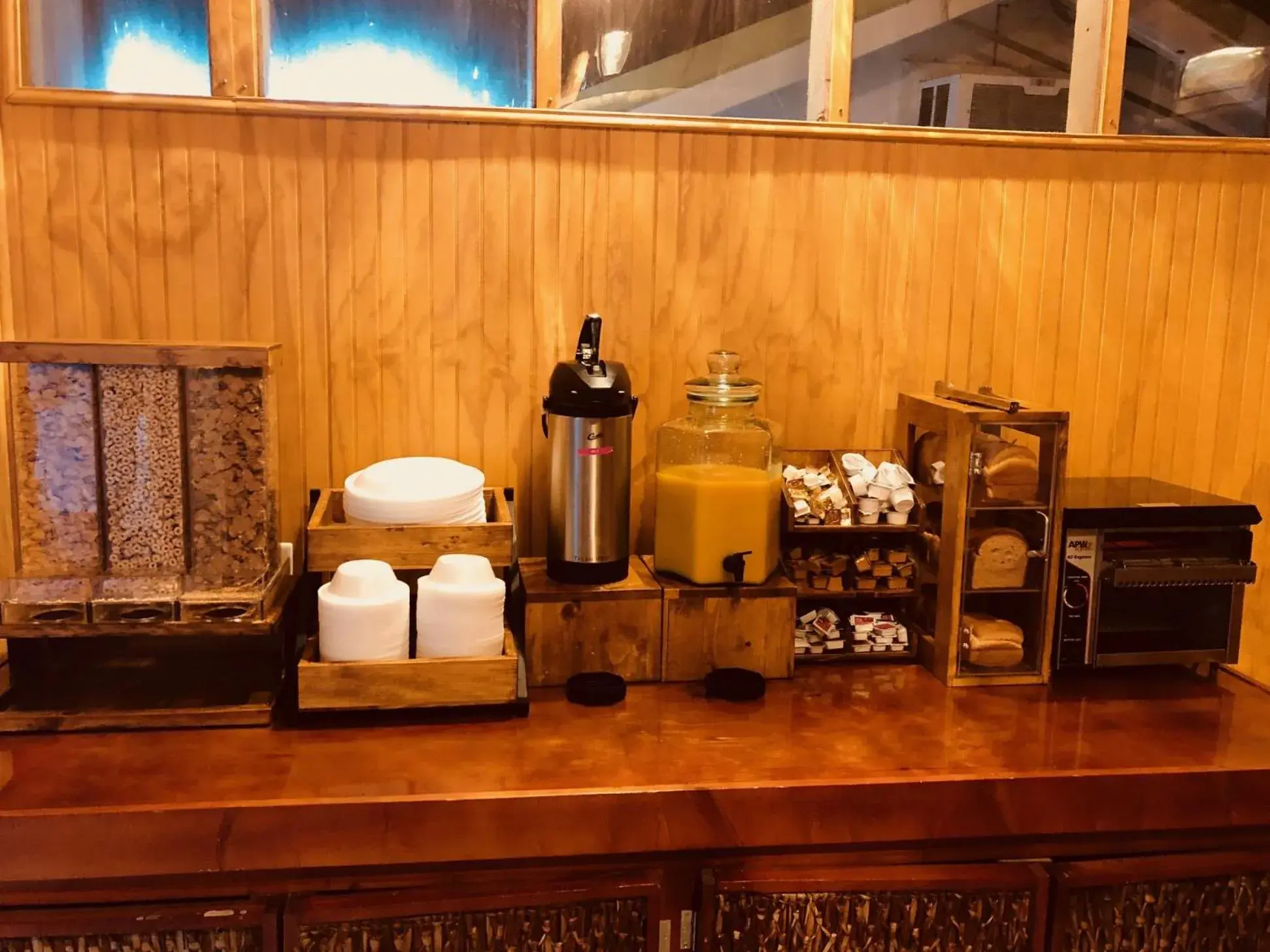 Breakfast in The Pelican Key Largo Cottages Breakfast in The Pelican Key Largo Cottages