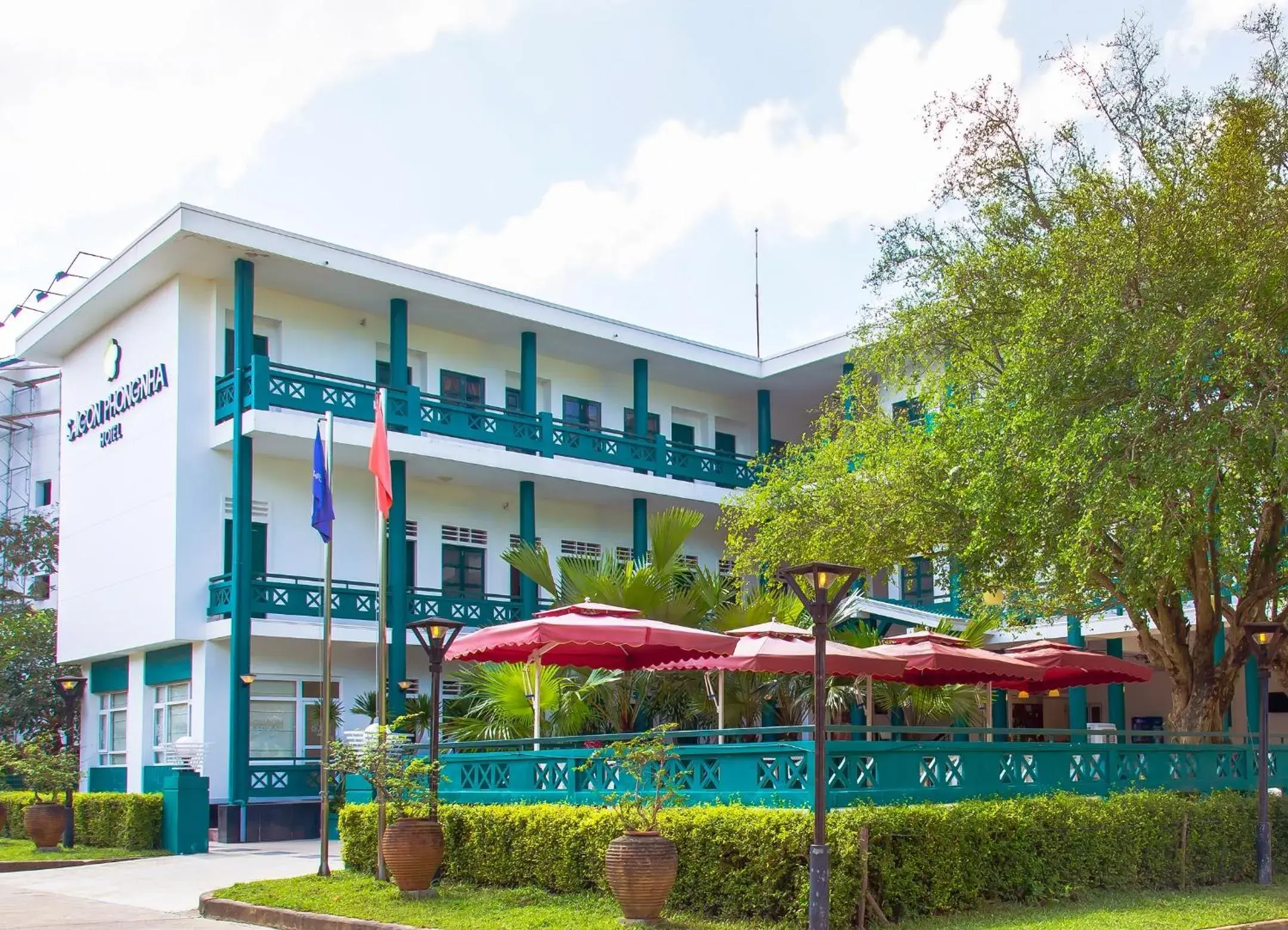 Property building in Sai Gon Phong Nha Hotel Property building in Sai Gon Phong Nha Hotel