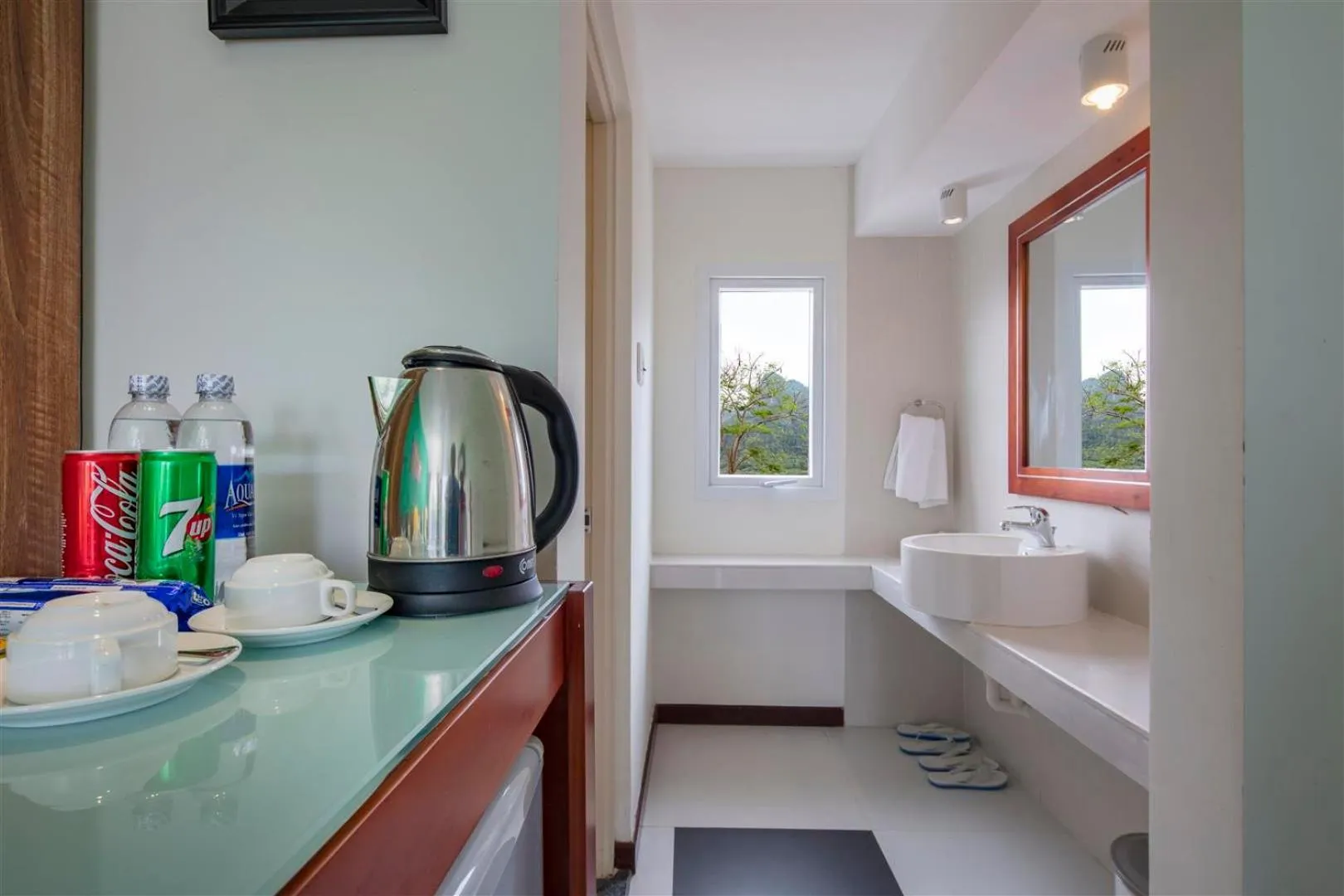 Coffee/tea facilities in Sai Gon Phong Nha Hotel