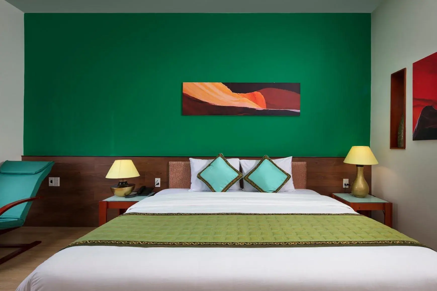 Bed in Sai Gon Phong Nha Hotel Bed in Sai Gon Phong Nha Hotel