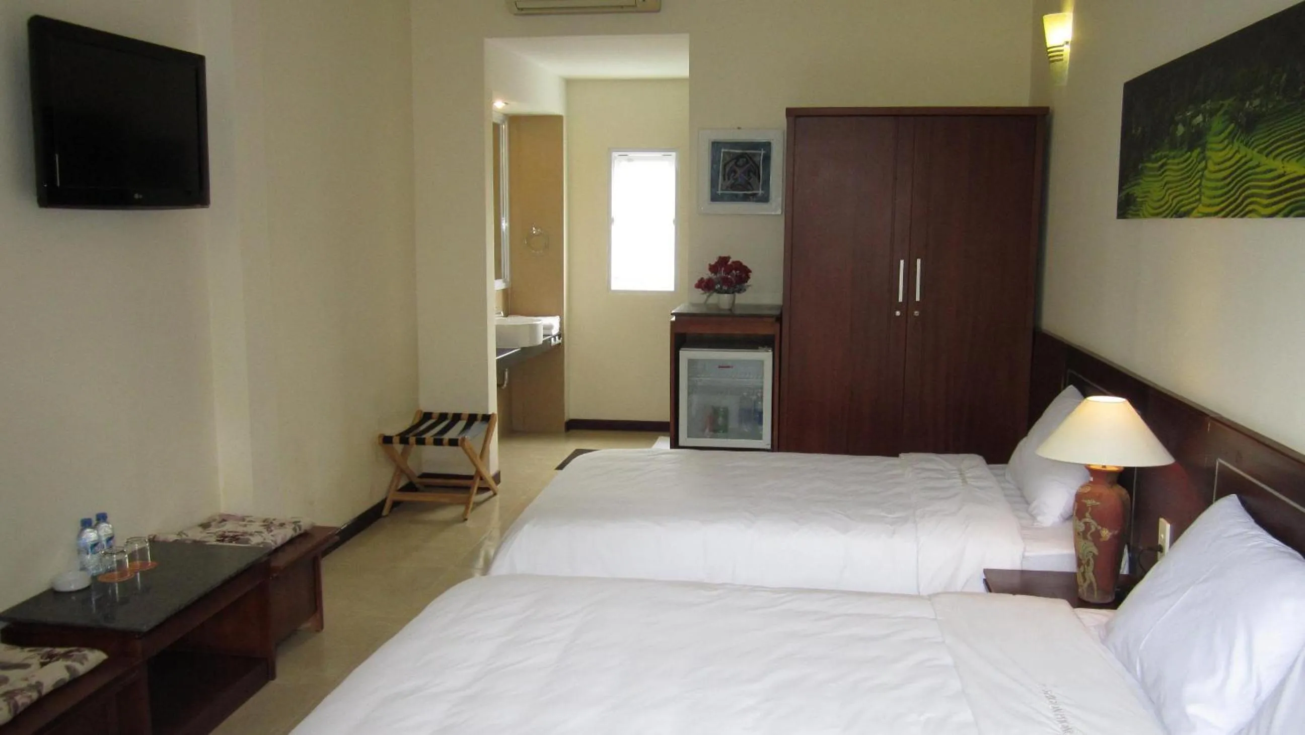Bed in Sai Gon Phong Nha Hotel